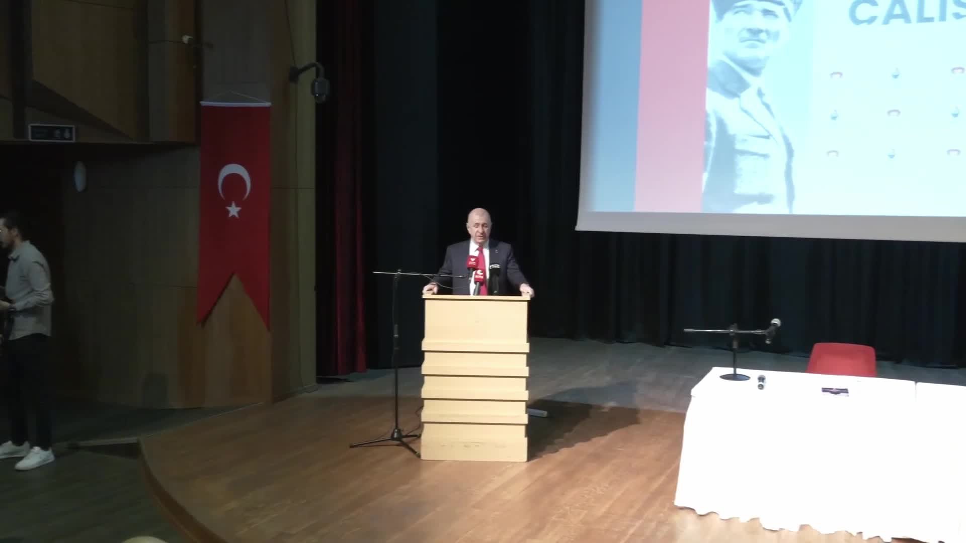 Ümit Özdağ: "Ülkemiz kara para ile birlikte kara para sahiplerini de ağırlayan, onlara vatandaşlık veren bir ülke haline geldi"
