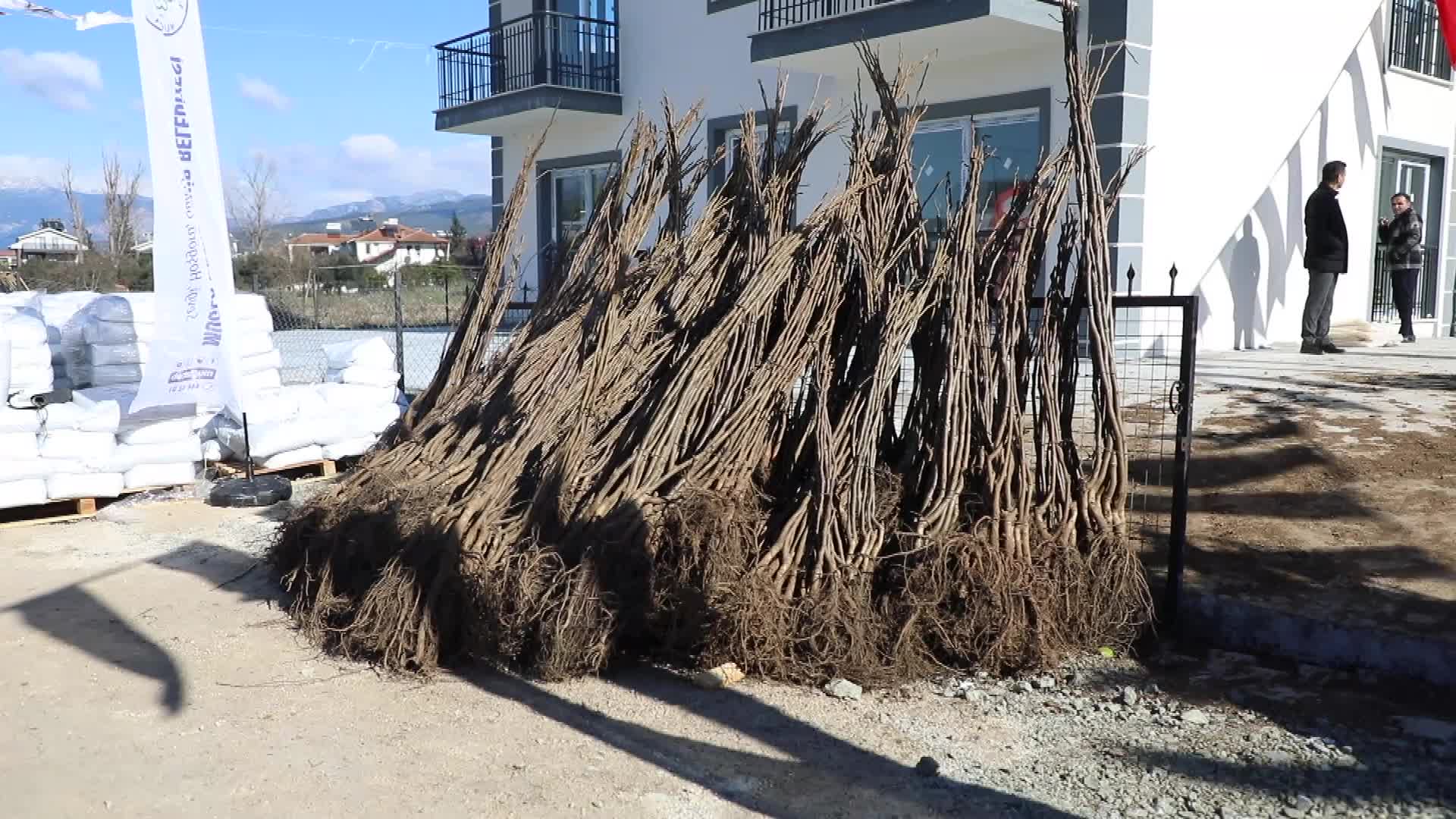 Muğla Büyükşehir Belediye Başkanı Aras: "Kırsalda üretim varsa, kentte bereket vardır"