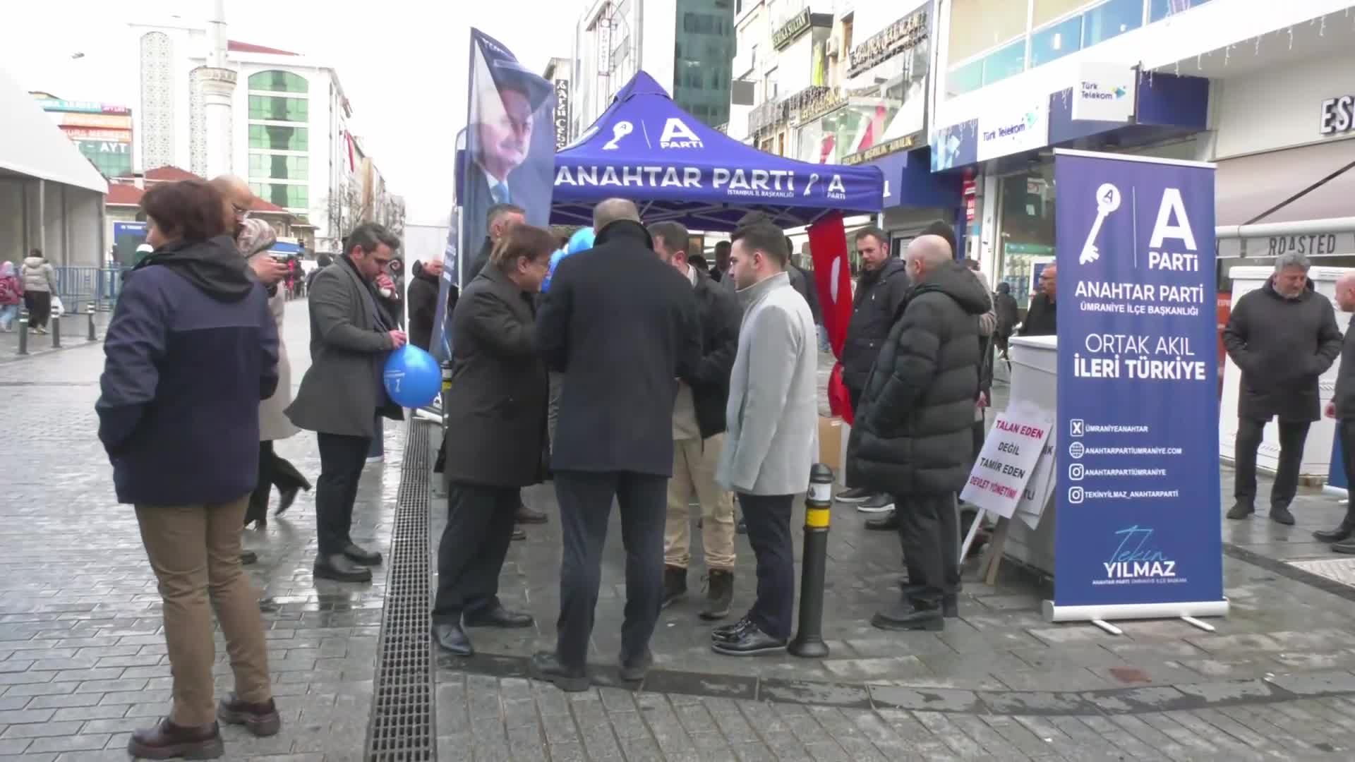 Anahtar Parti Ümraniye'de 30 noktada saha çalışması başlattı