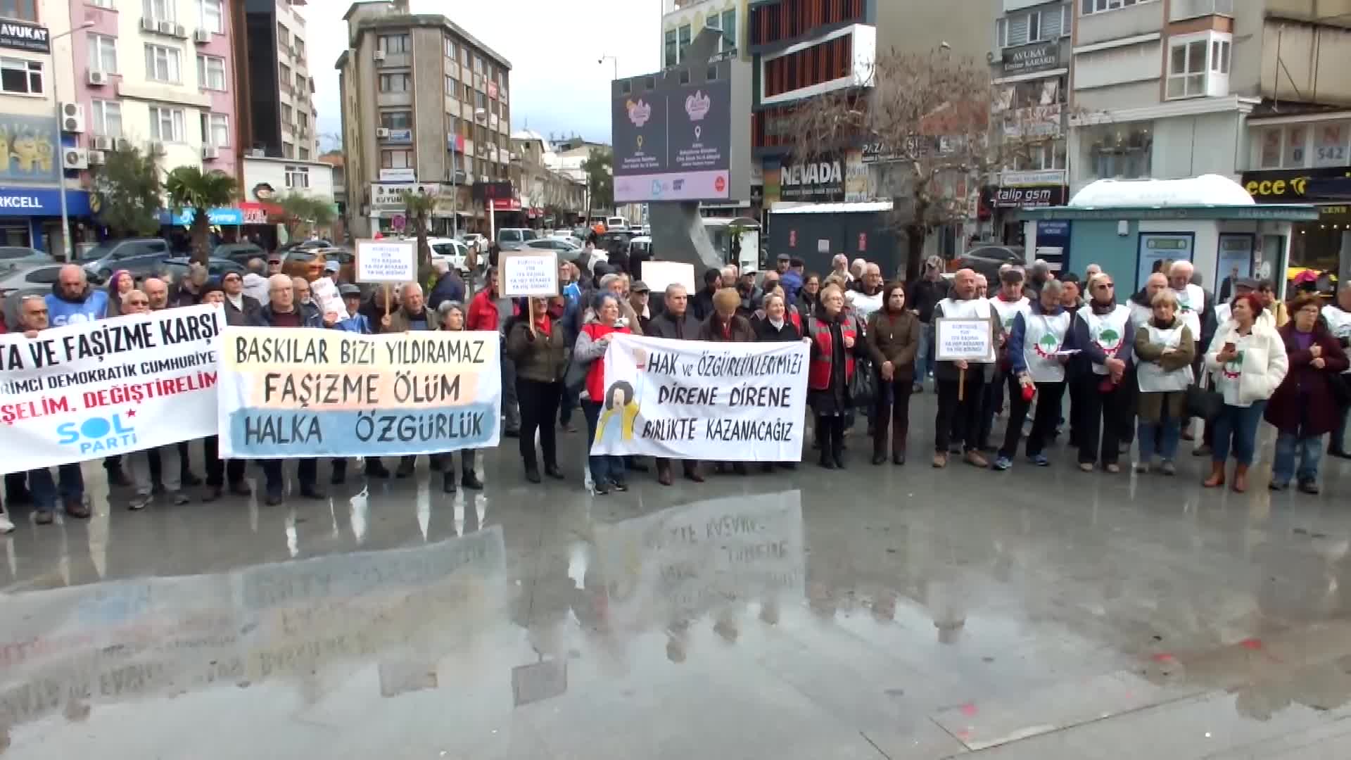 Burhaniye Emek ve Demokrasi Güçleri: "Rejim siyasi partilerin ve özgür basının sesin kısarak ayakta kalmaya çalışıyor"