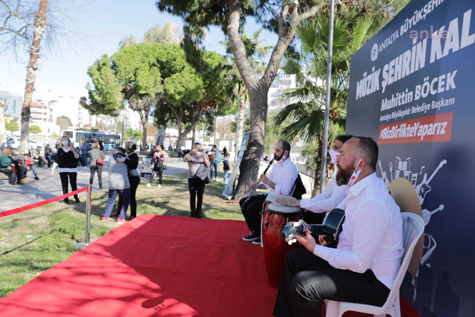 ANTALYA BÜYÜKŞEHİR'İN ÇOCUK ŞENLİĞİNE YOĞUN İLGİ