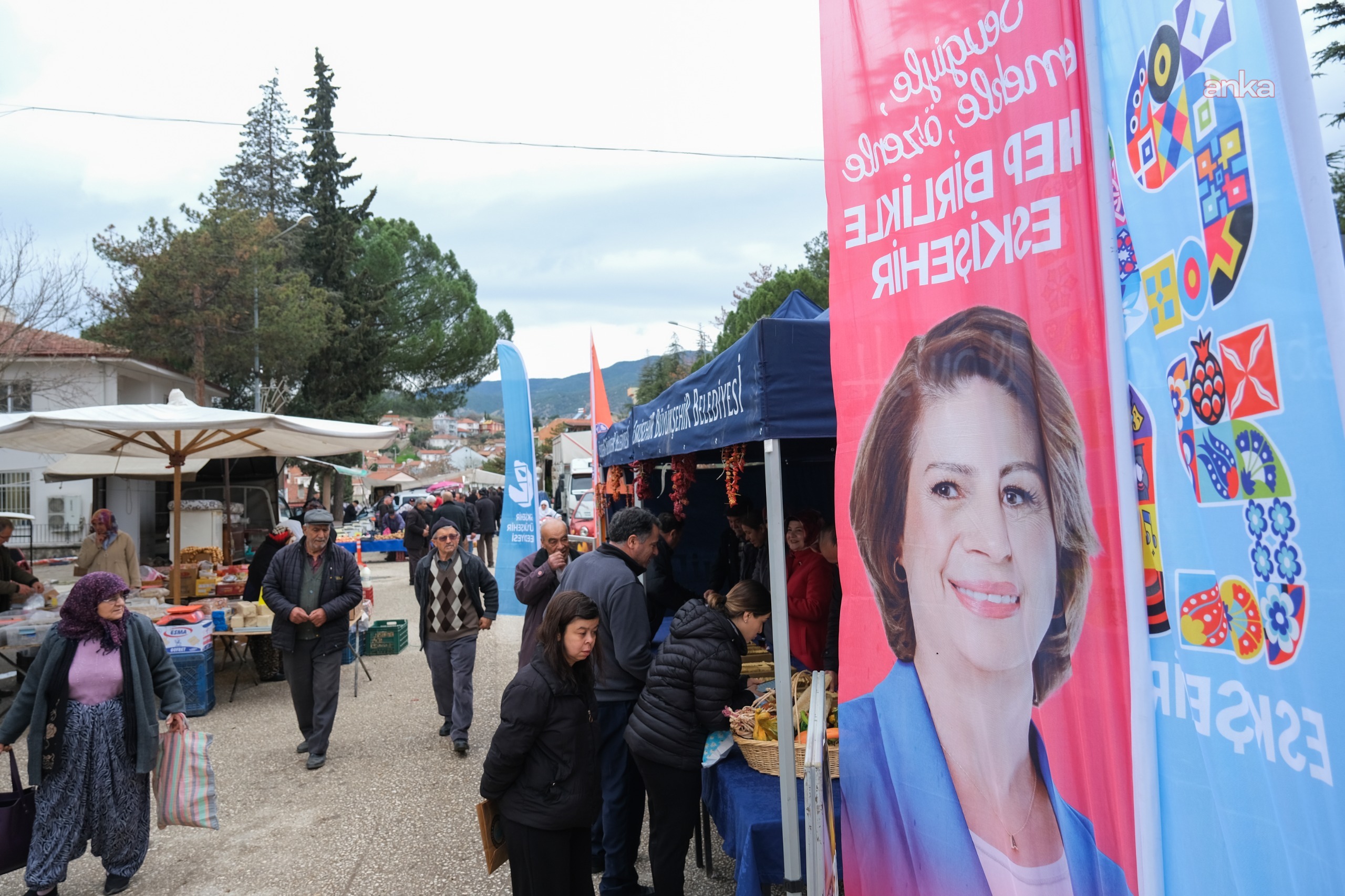 Eskişehir Büyükşehir Belediyesi’nin Yerel Tohum Takas Günleri, Mihalgazi ve Sarıcakaya’dan başladı