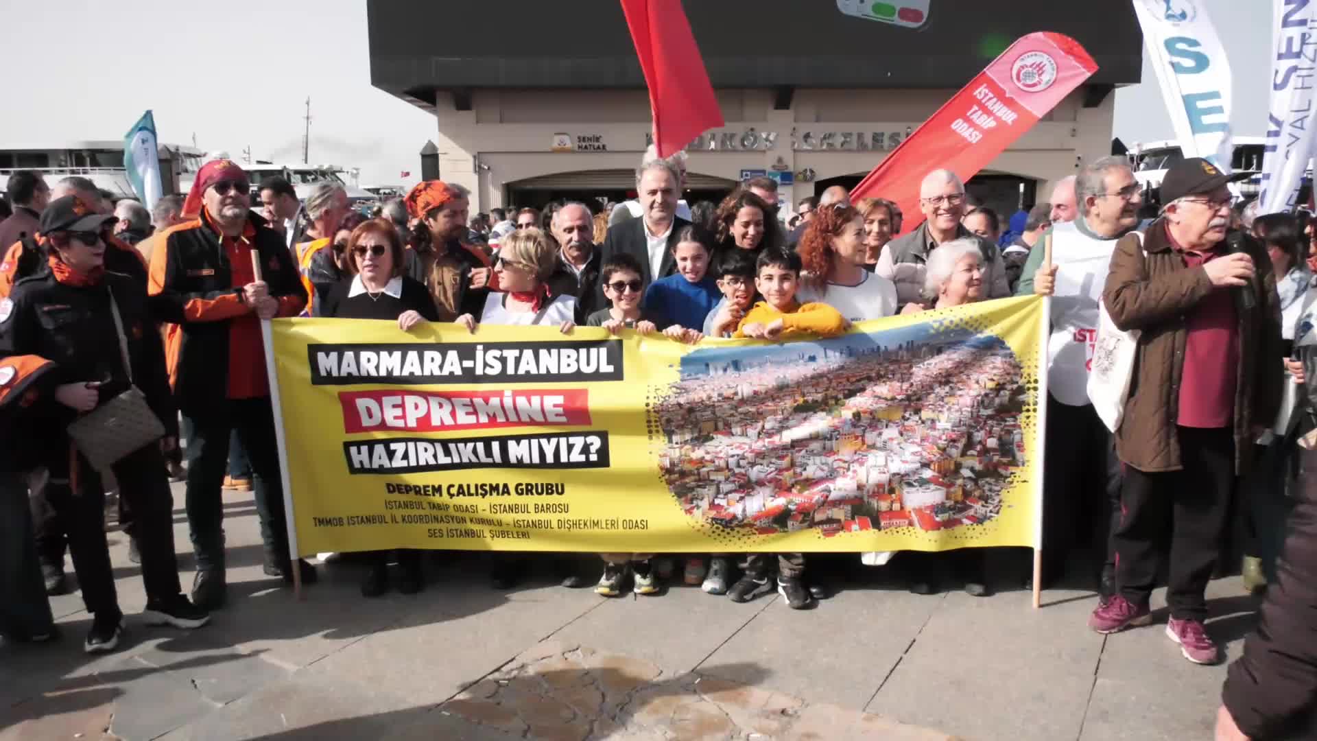 Meslek örgütlerinden “Marmara depremi” uyarısı: “Alınması gereken önlemlerin sorumluluğu asgari ücretliye, emekliye yüklenmiştir”