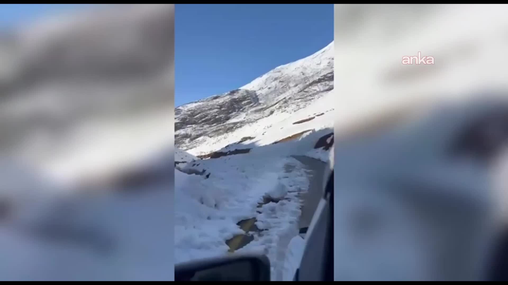 Van’ın Bahçesaray ilçesinde çığ paniği: Köy minibüsü son anda kurtuldu