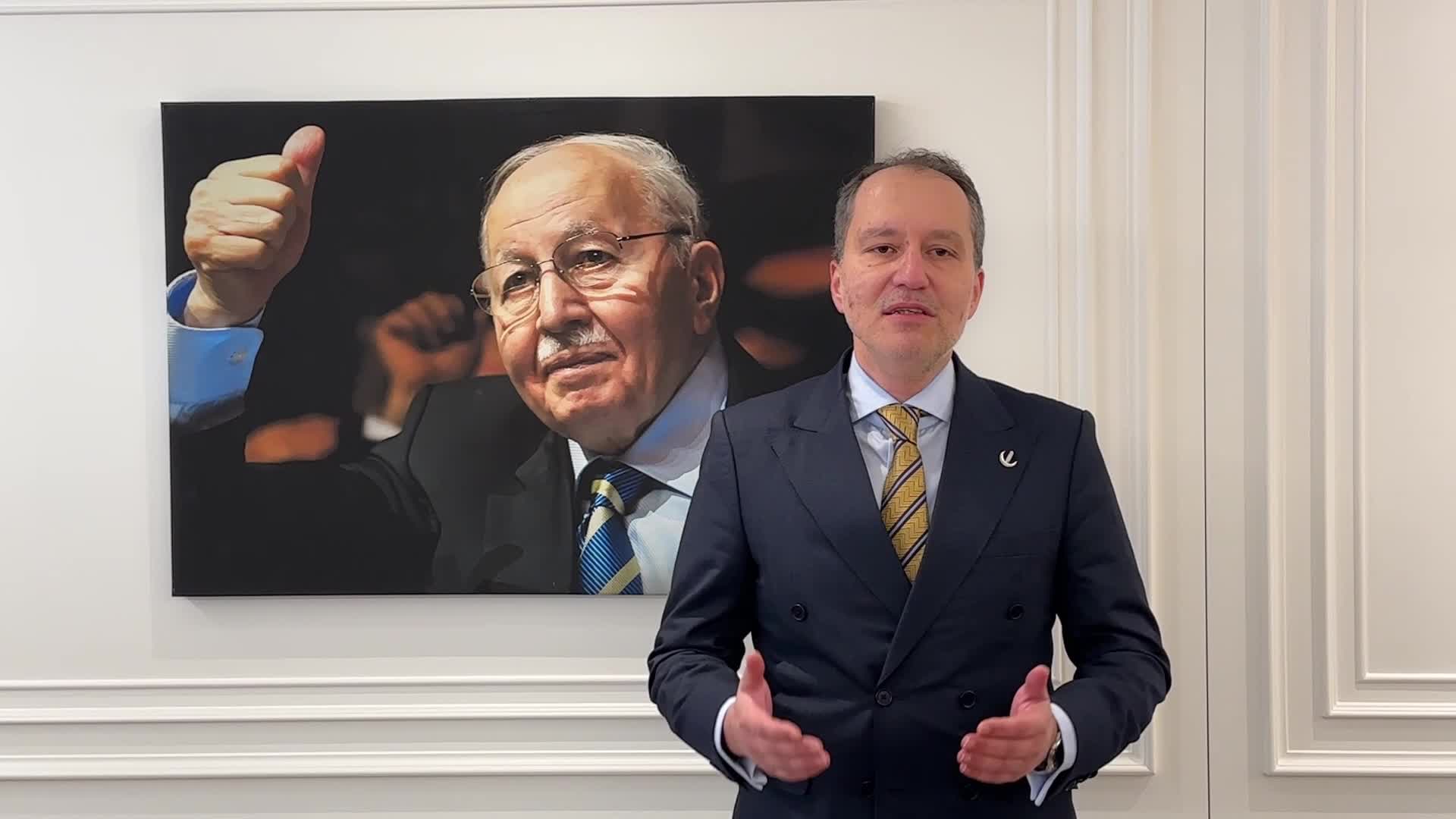 Fatih Erbakan: Türkiye’nin yarısını zekata muhtaç hale getirdiniz
