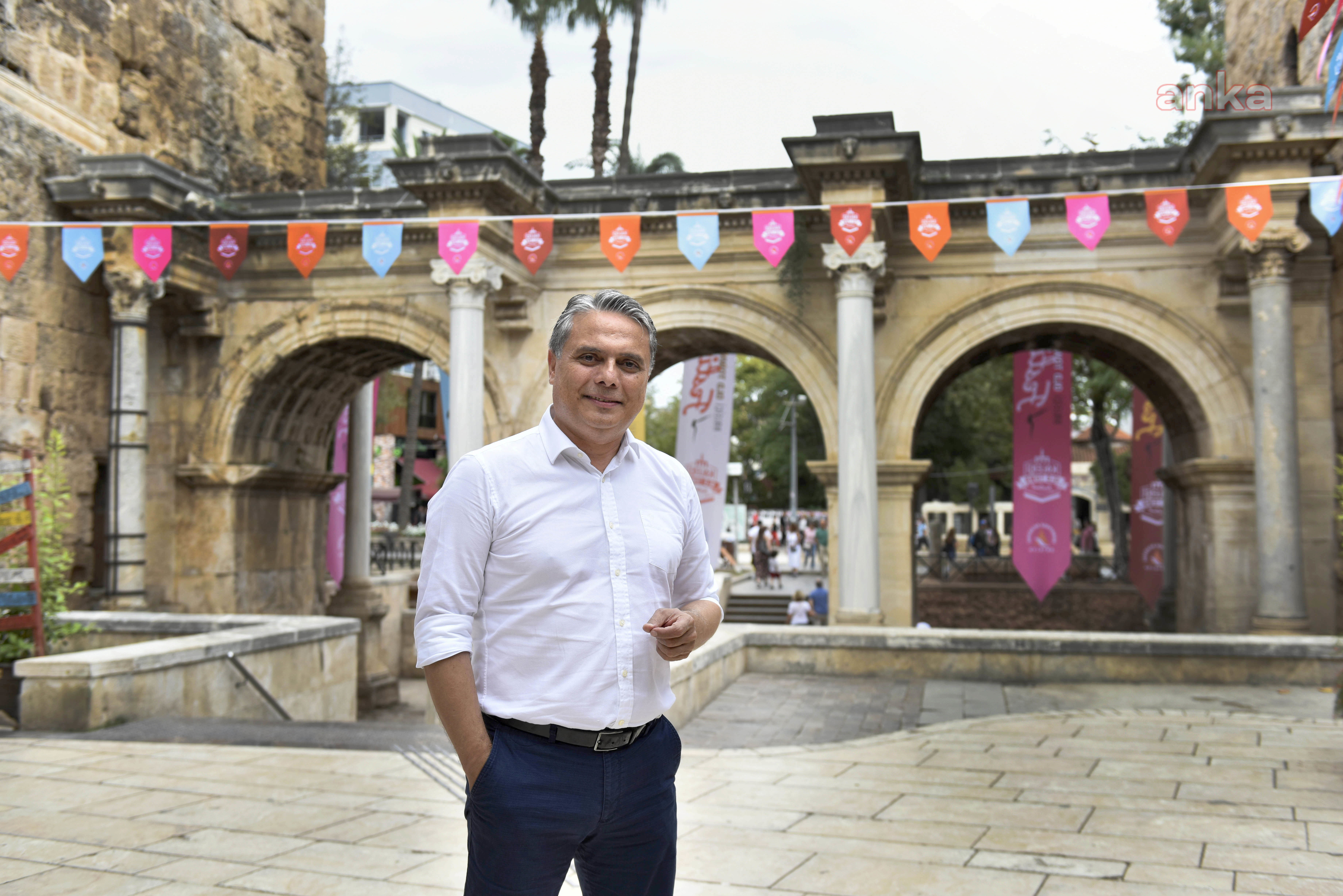 ANTALYA’DA KALEİÇİ MÜZİK YARIŞMALARI CAZLA DEVAM EDİYOR