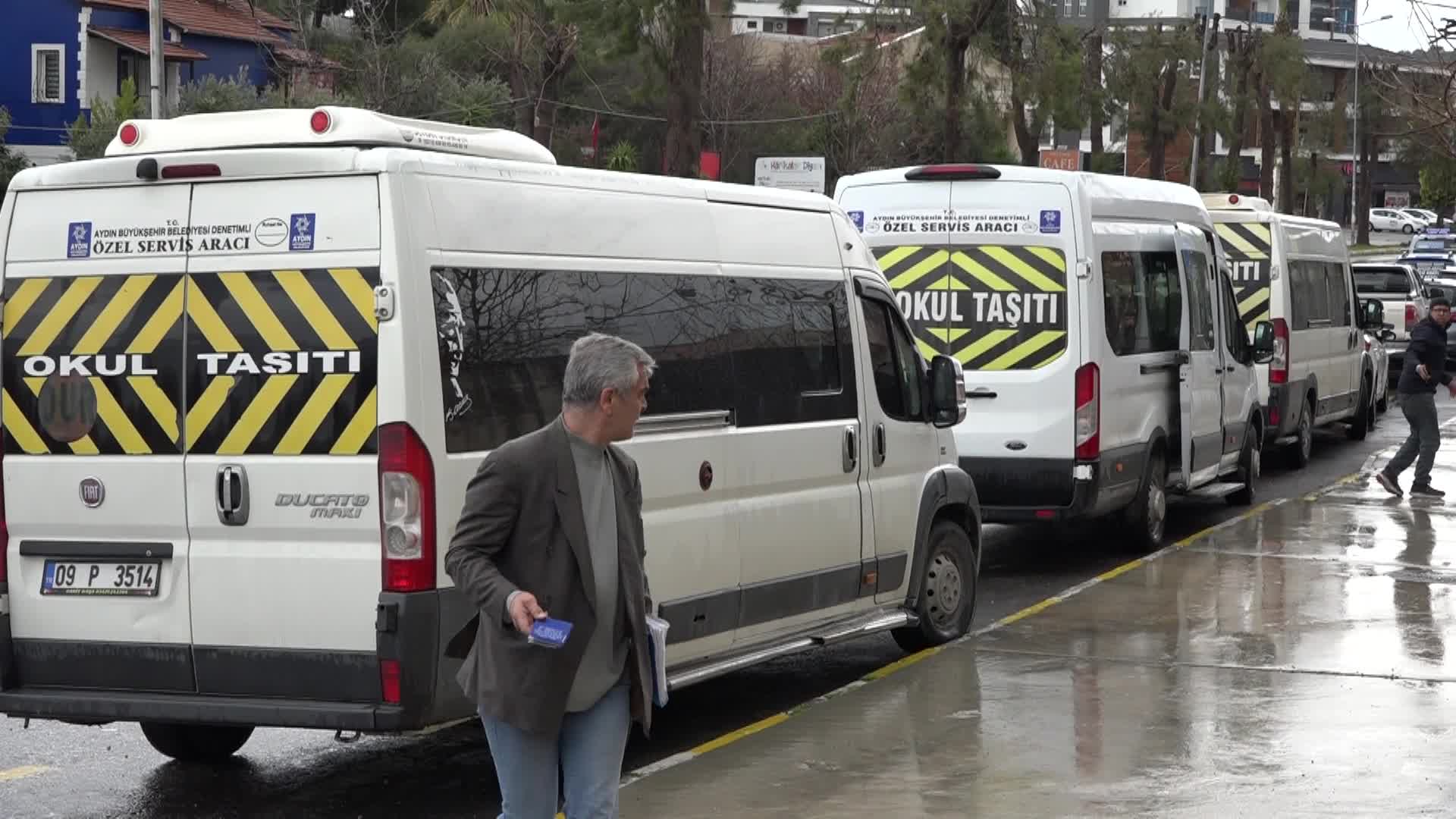 Kuşadası Belediyesi ekiplerinden öğrenci servislerinde kapsamlı denetim