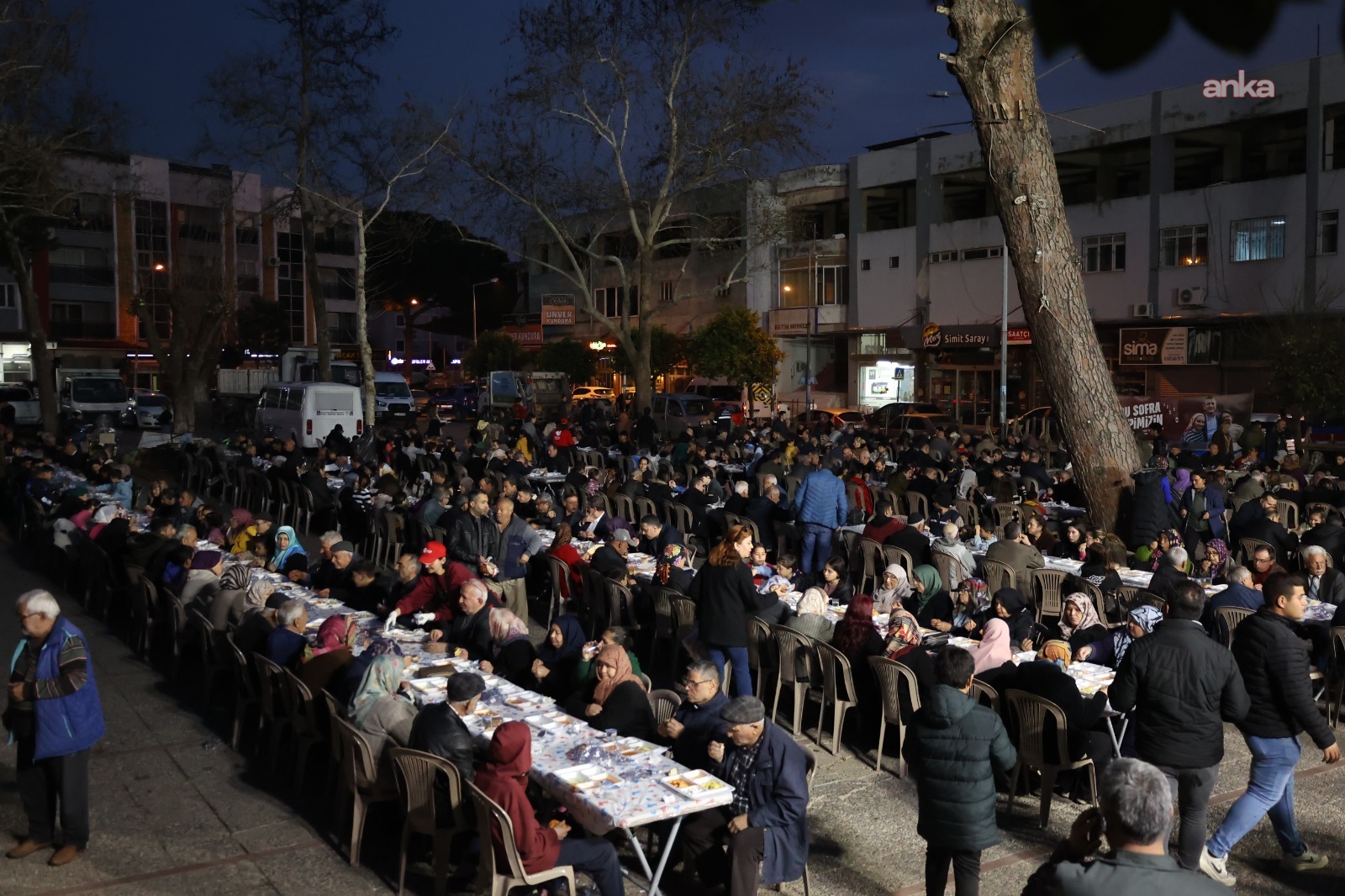 Efeler'de iftar programları, Alanlı Mahallesi'nden başlıyor