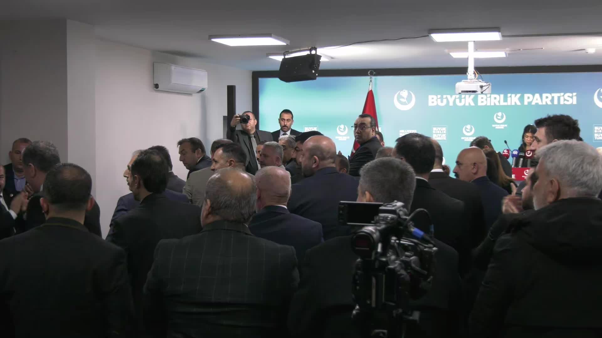 BBP Genel Başkanı Destici: "PKK silah bırakmamıştır"
