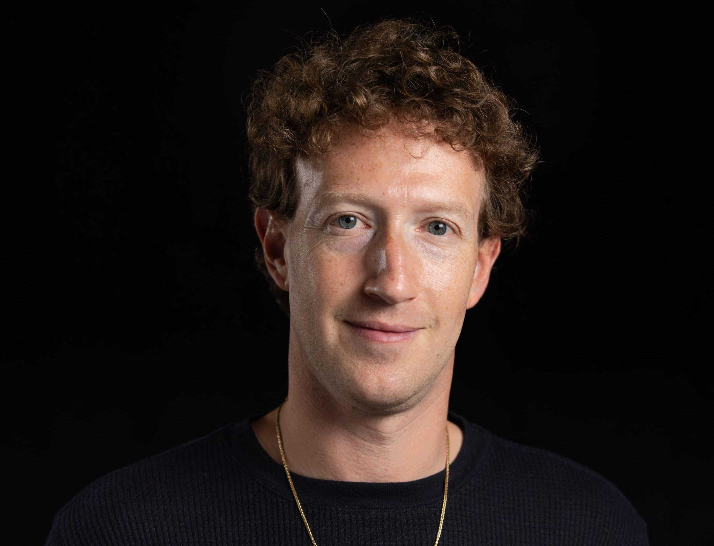 Meta CEO’su Zuckerberg Jüri karşısında;  “çocukları bilinçli olarak bağımlı yapmakla” suçlanıyor
