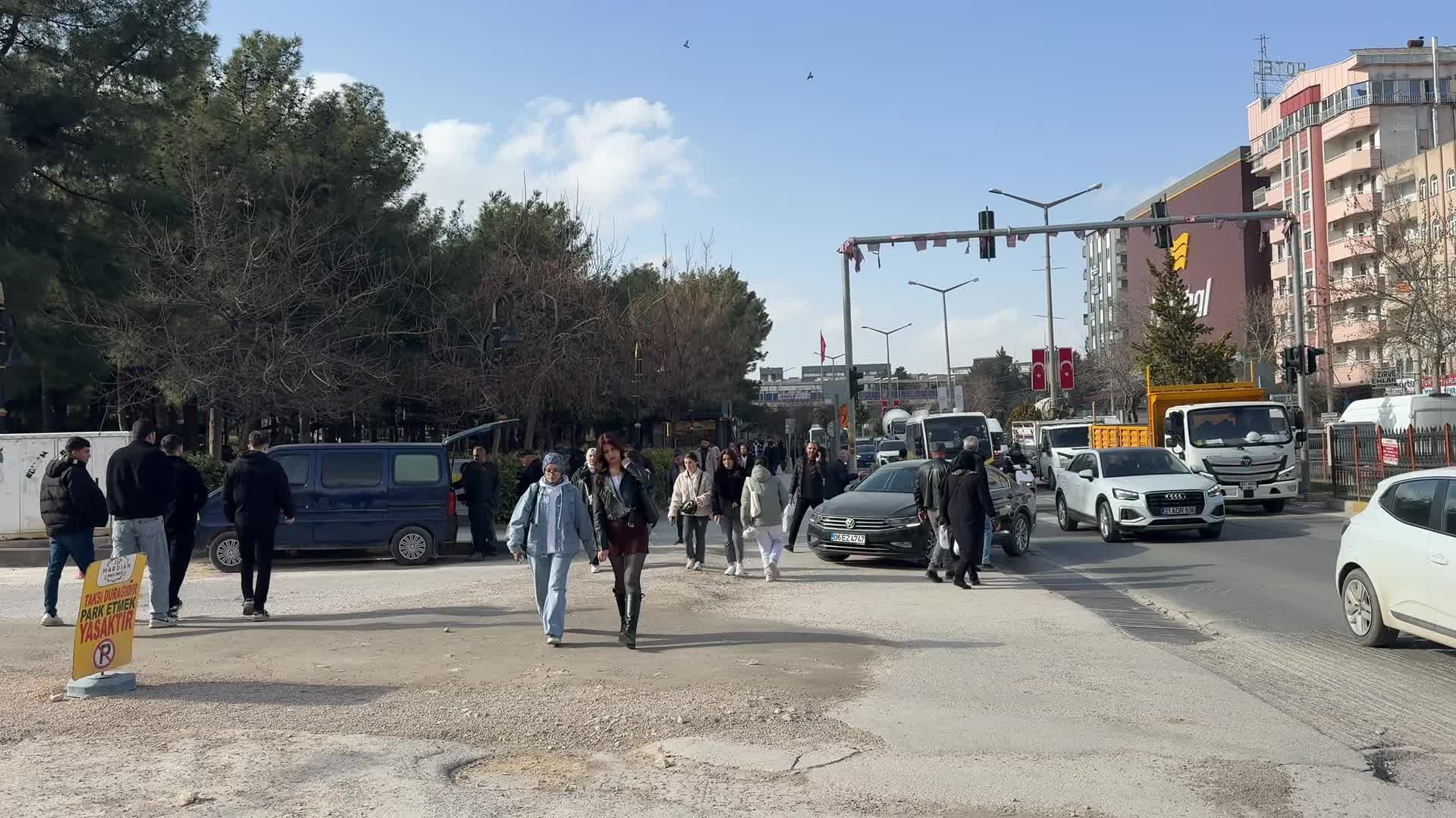 Mardinliler ramazan alışverişinde pahalılıktan yakındı: İki parça erzak alsan para bitiyor