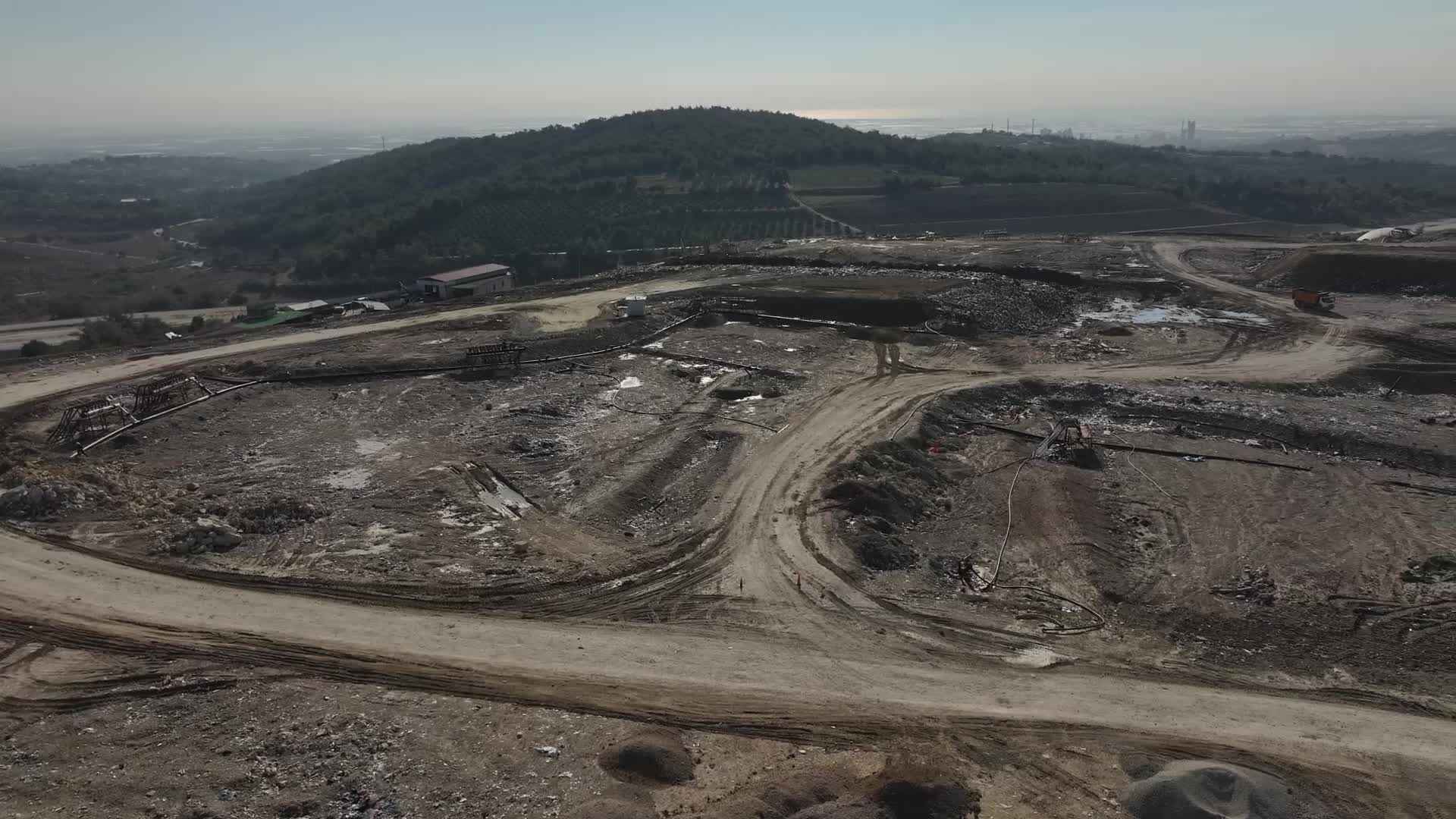 Mersin Büyükşehir Belediyesi, katı atıkları tesislerinde enerjiye dönüştürüyor