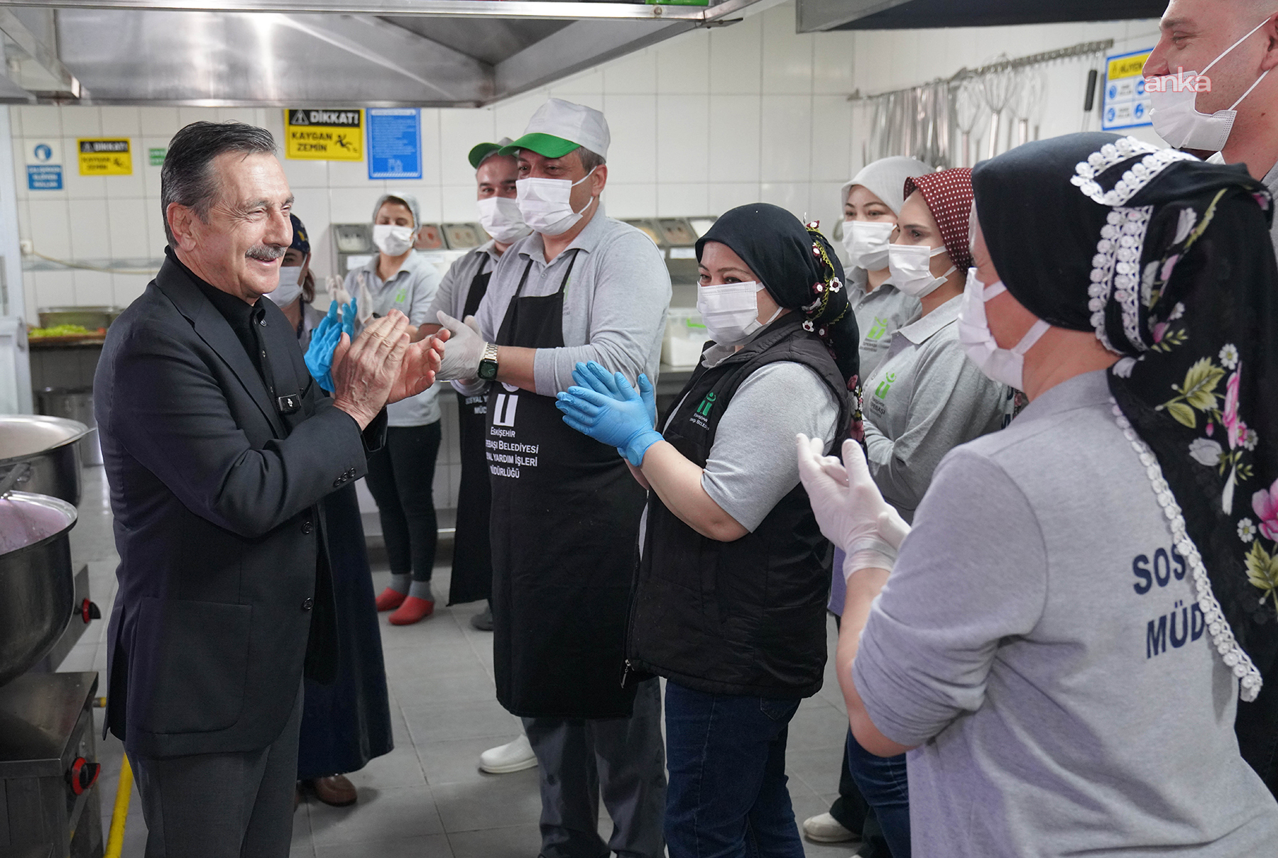 Tepebaşı Belediye Başkanı Ataç: "Bu ramazan ayında da kimse yalnız değil"