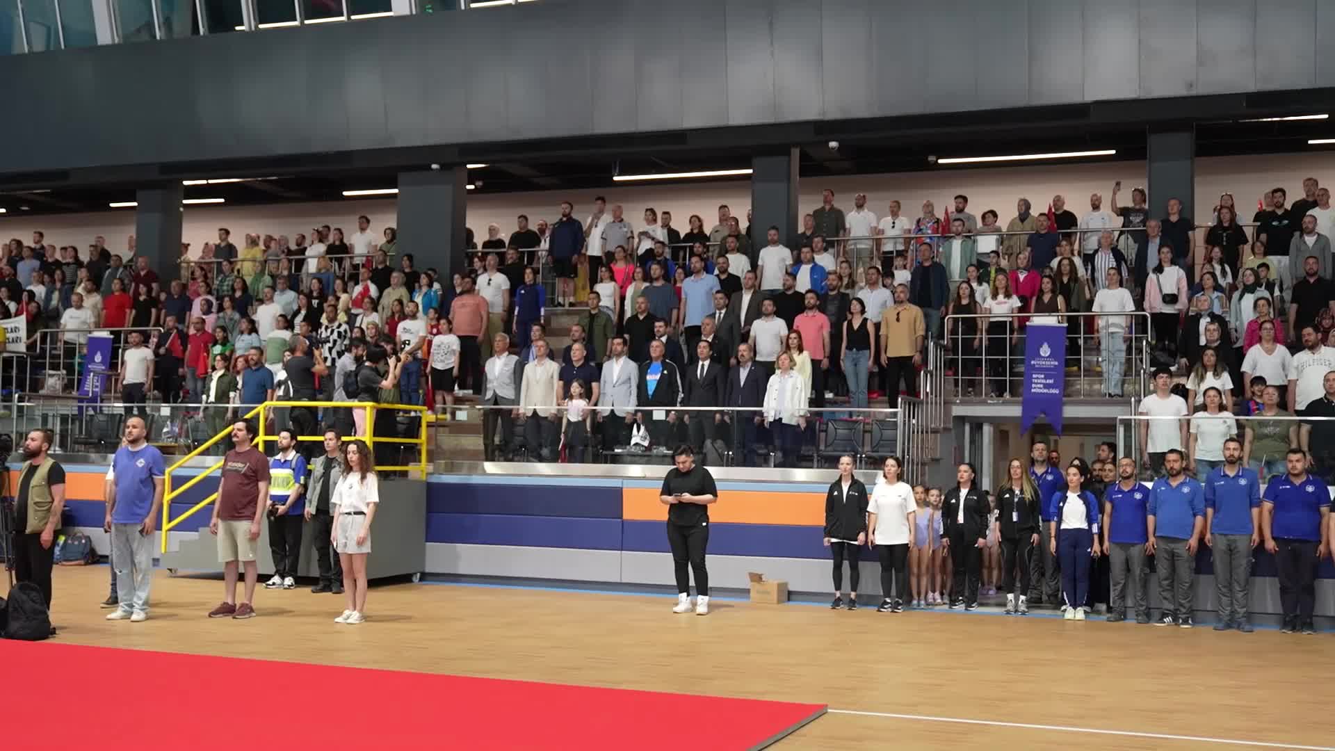 İBB Spor Okulları'nda yeni dönem heyecanı... 40’tan fazla tesiste 16 farklı branşta eğitim