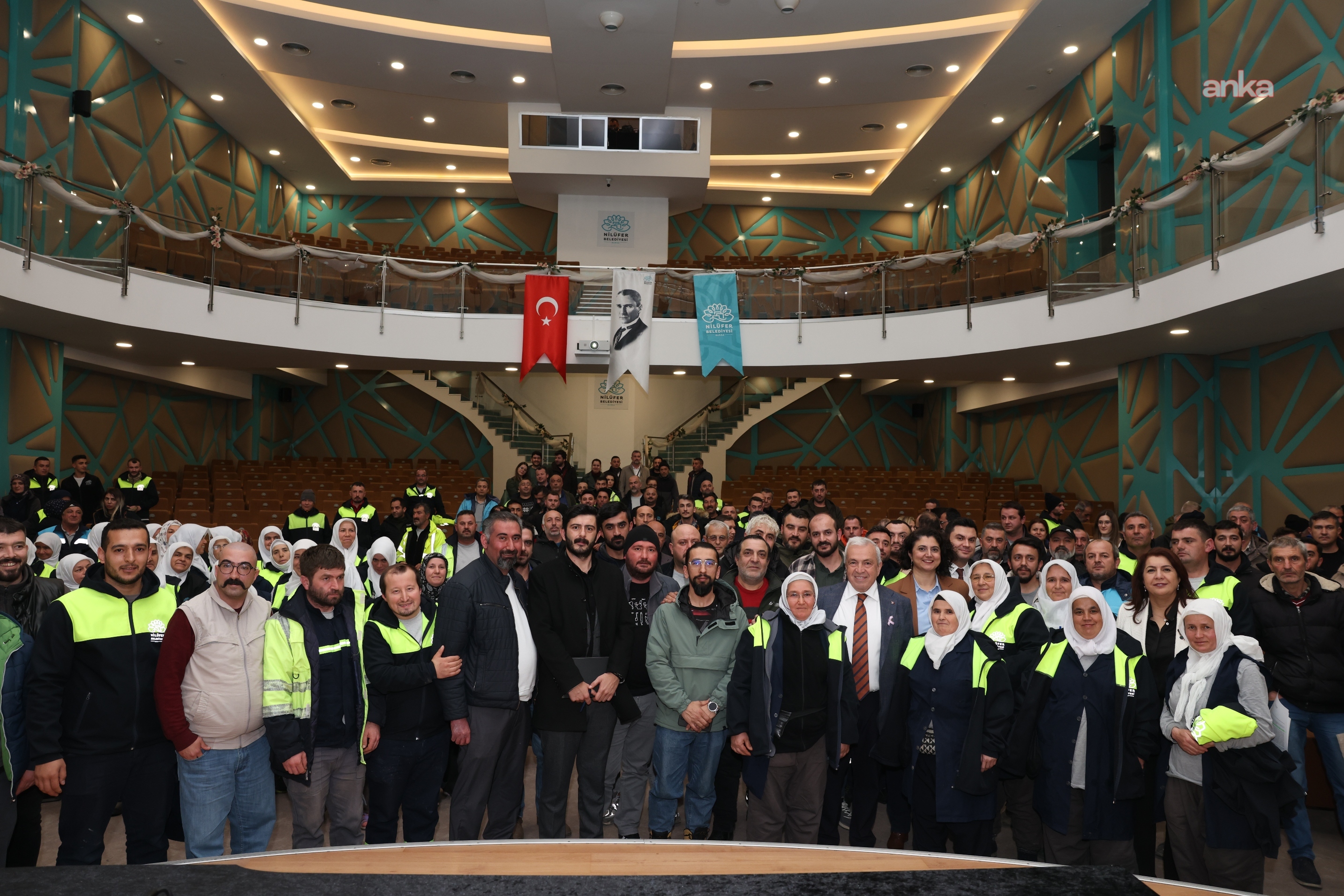 Nilüfer Belediye Başkanı Özdemir, Park ve Bahçeler Müdürlüğü personeli ile buluştu