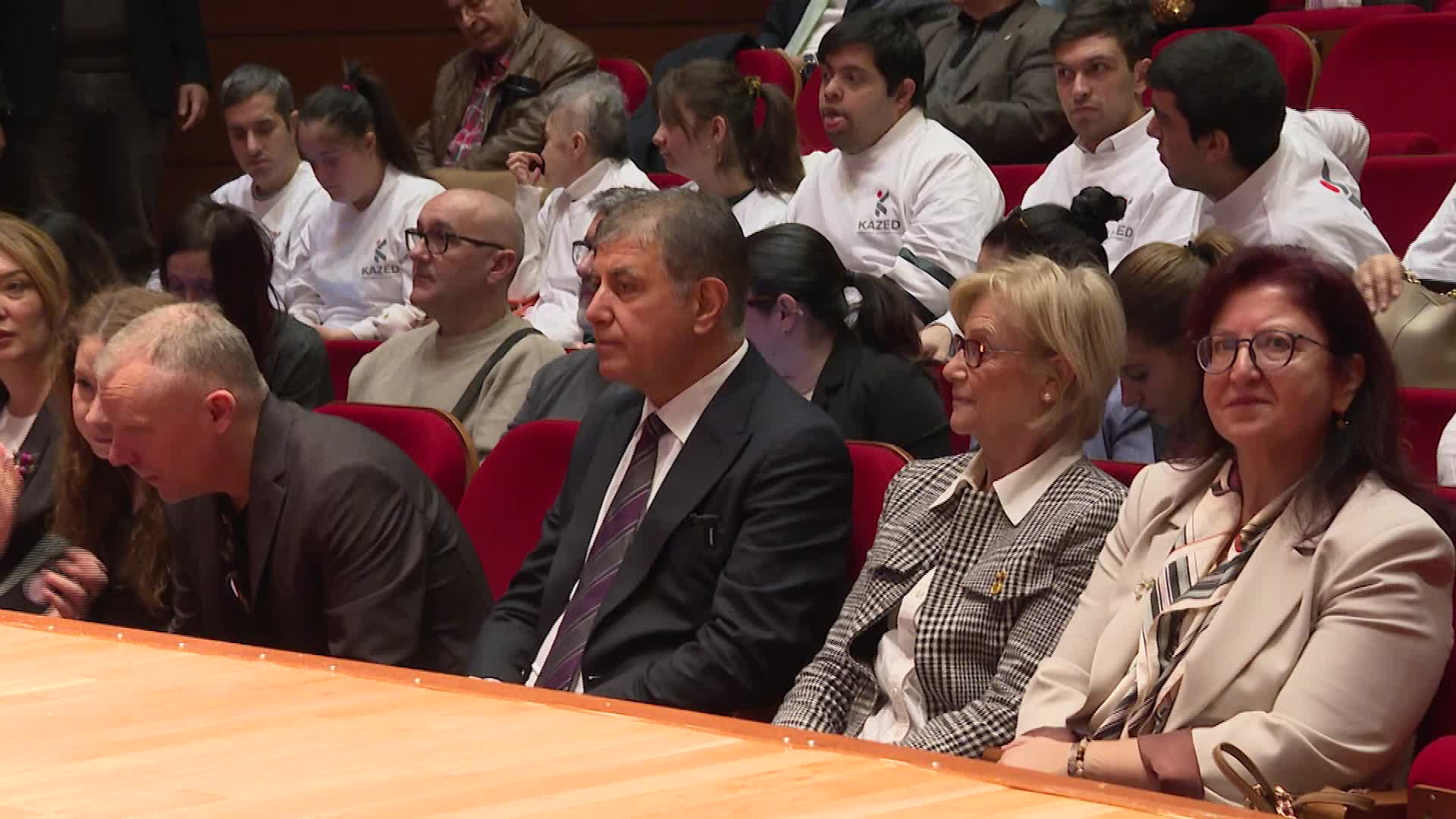 İzmir'de engelliler için "Erişilebilir İstihdam" konferansı