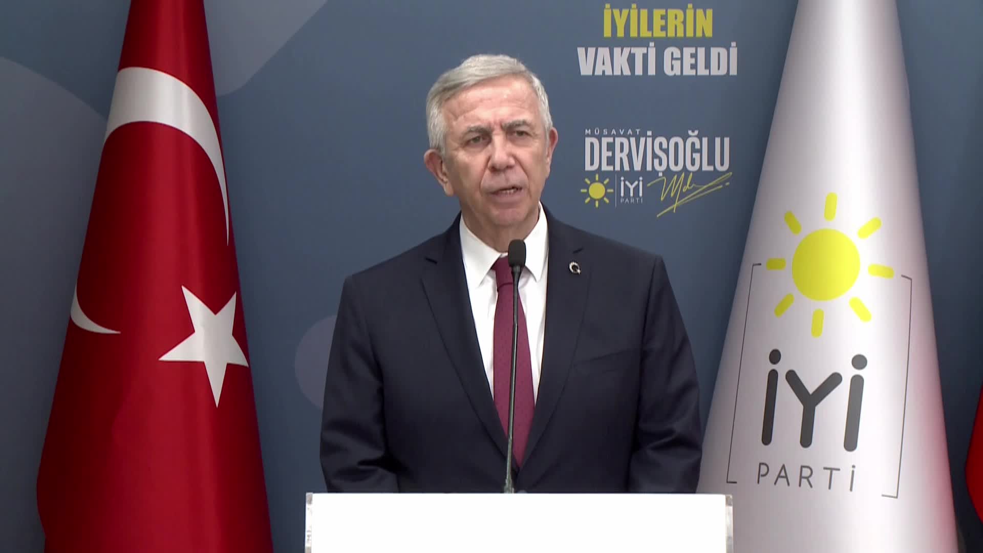 Mansur Yavaş'tan İYİ Parti'ye ziyaret... Yavaş: "Operasyon yapacaklarsa önce Ankara halkının mallarını söğüşleyen insanlardan başlanması gerekir"