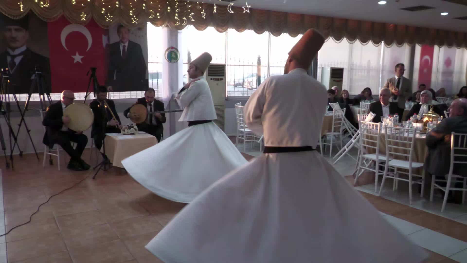 İzmir Valisi Elban ilk iftarda şehit aileleri ve gazilerle buluştu