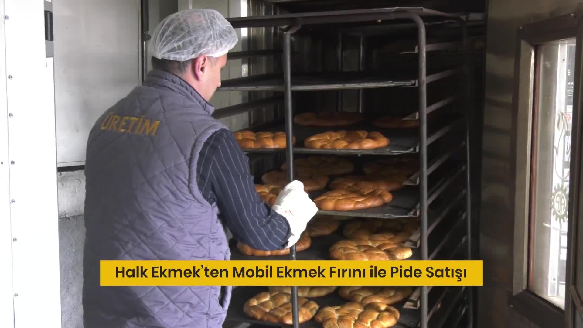 Ankara Halk Ekmek Fabrikası, Mobil Ekmek Fırını aracılığıyla sıcak ramazan pidesi satışına başladı