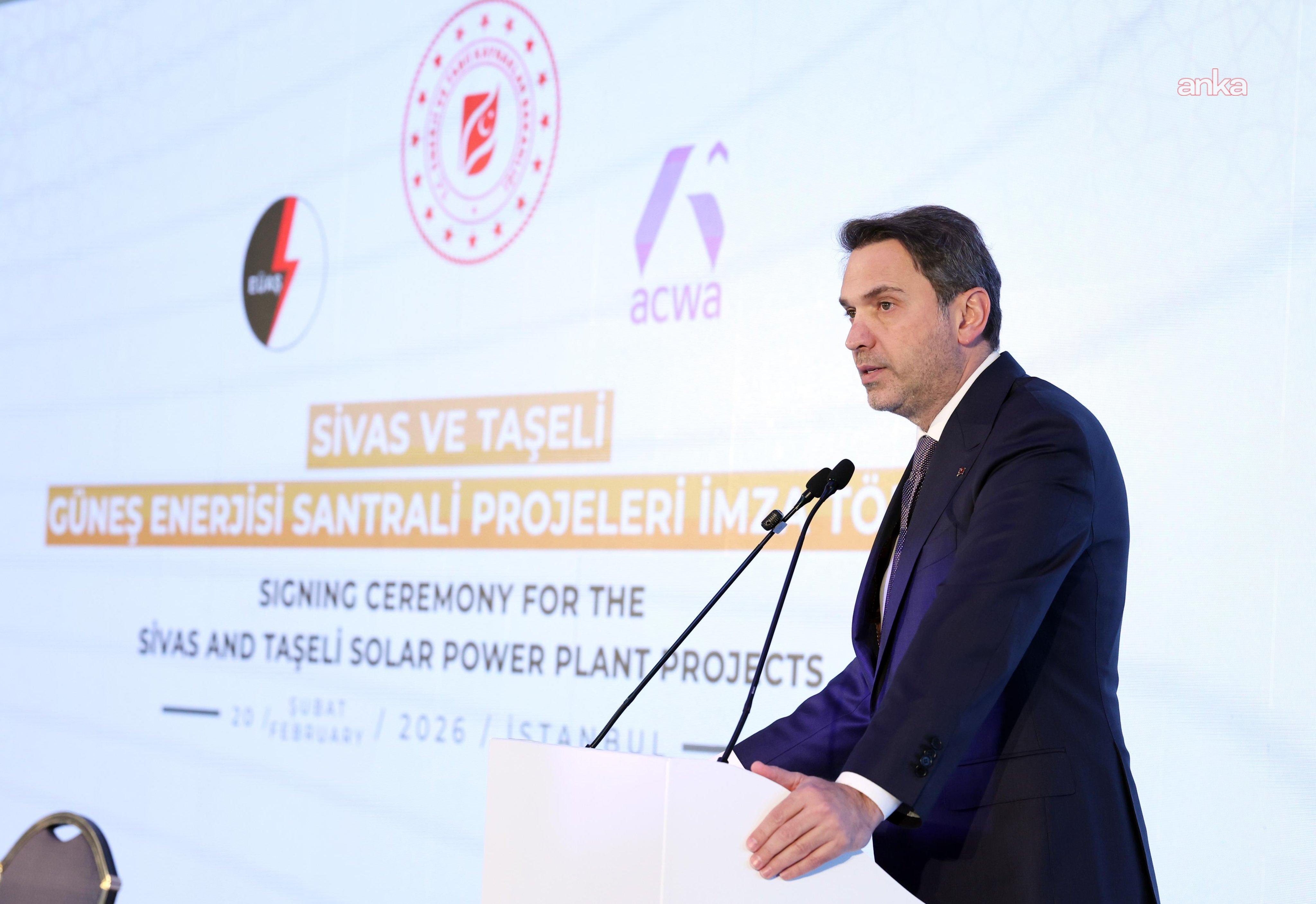 Bakan Bayraktar: Suudi Arabistan ile 5 bin MW’lık yenilenebilir enerji  iş birliğinde ilk faz için imzalar atıldı