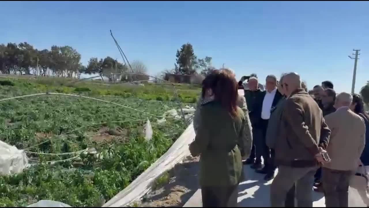 Mersin'de seralarını fırtına vuran üretici destek bekliyor