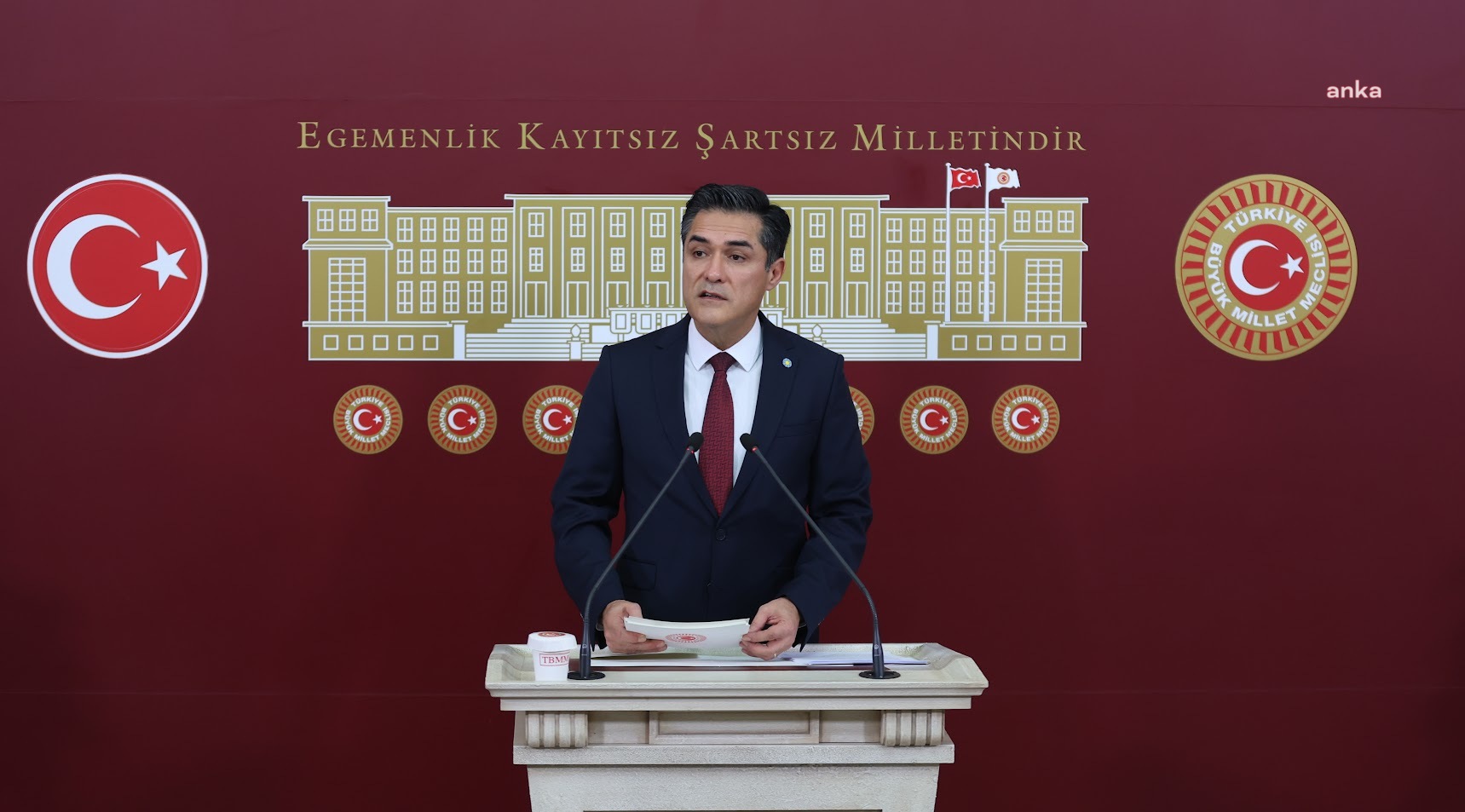 Buğra Kavuncu, gazeteci Uludağ'ın tutuklanmasına tepki gösterdi: Hukukun üstünlüğünün ve basın özgürlüğünün yanındayız