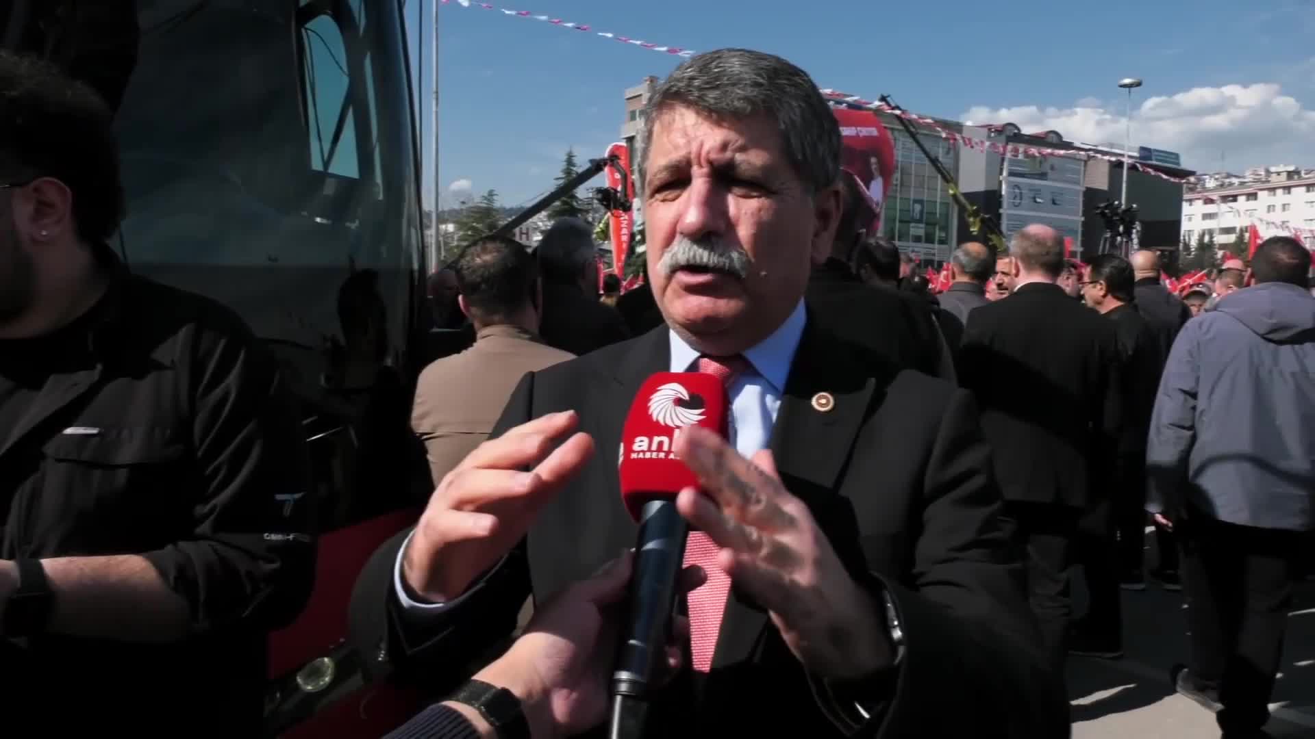 CHP'nin "Millet İradesine Sahip Çıkıyor" mitingi Kocaeli'de... Muhip Kanko: Türkiye'nin tüm sorunlarının çözümü için bu mitingi mutlaka desteklemenizi istiyoruz