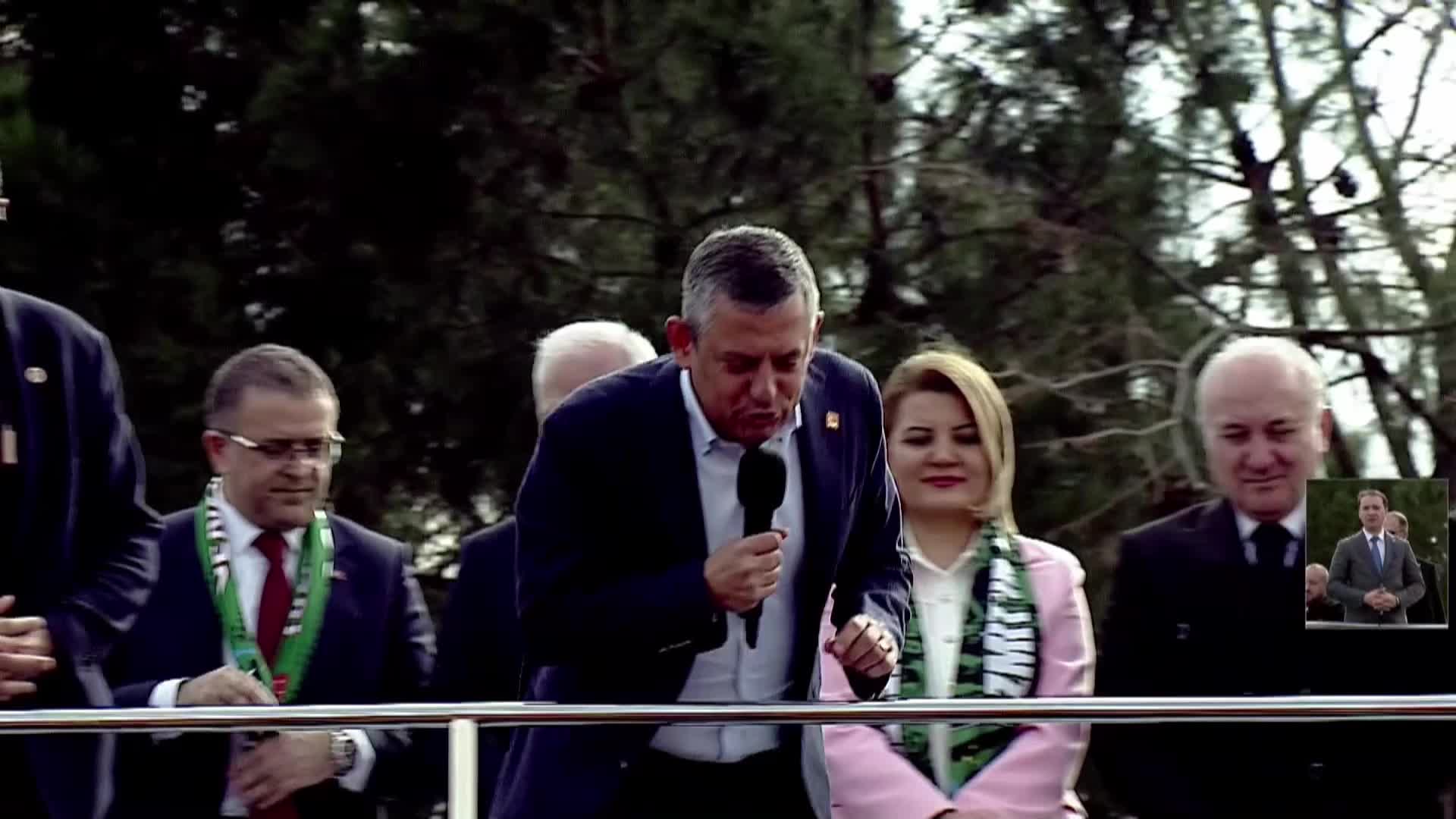 CHP'nin "Millet İradesine Sahip Çıkıyor" mitingi Kocaeli'de... Özgür Özel: "Artık Tayyip Erdoğan’dan bakan değişikliği istemiyoruz, sandığı istiyoruz"