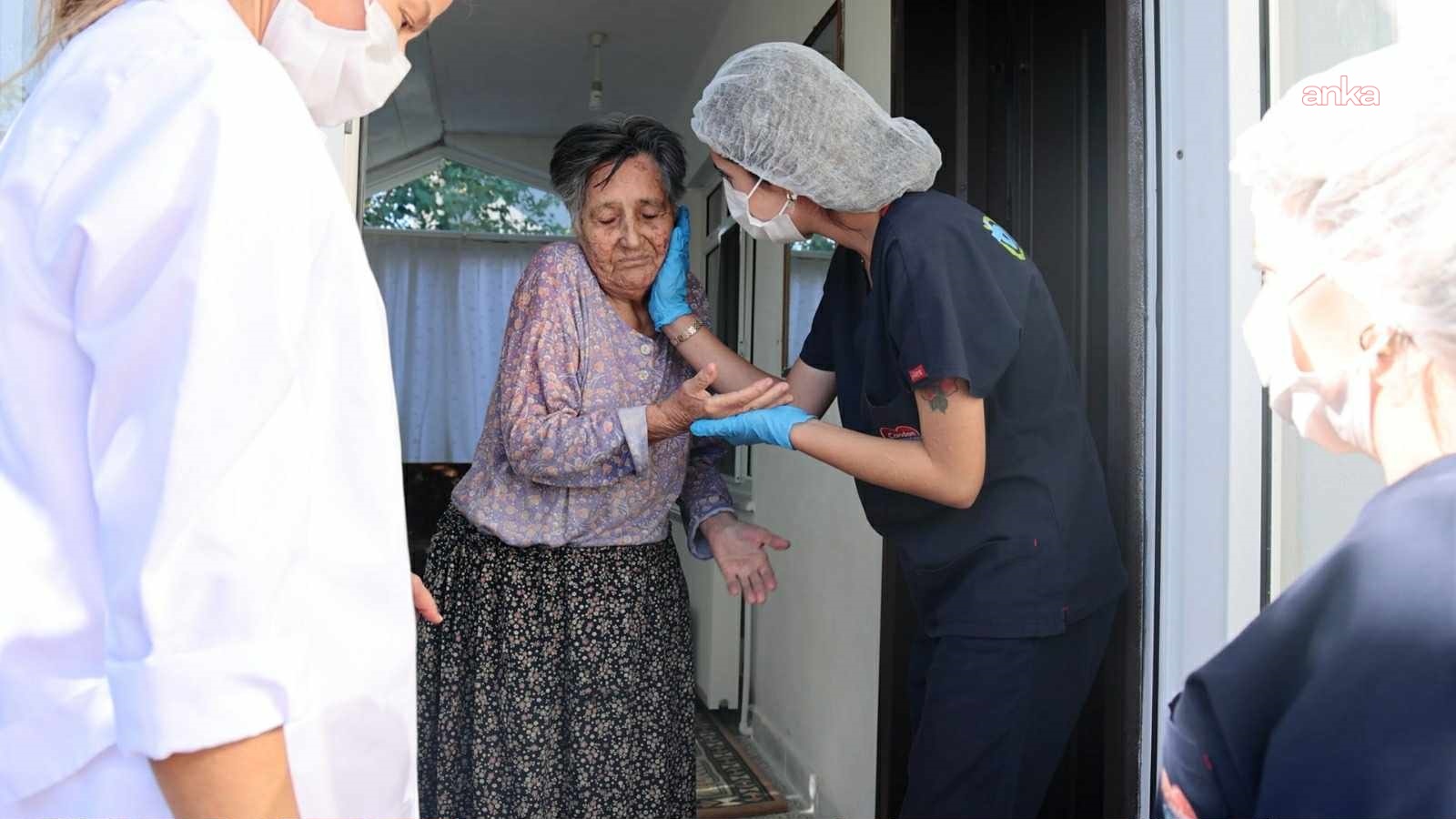 Tekirdağ Büyükşehir Belediyesi, engelli ve yaşlı vatandaşlara yönelik hizmetlerini genişletti