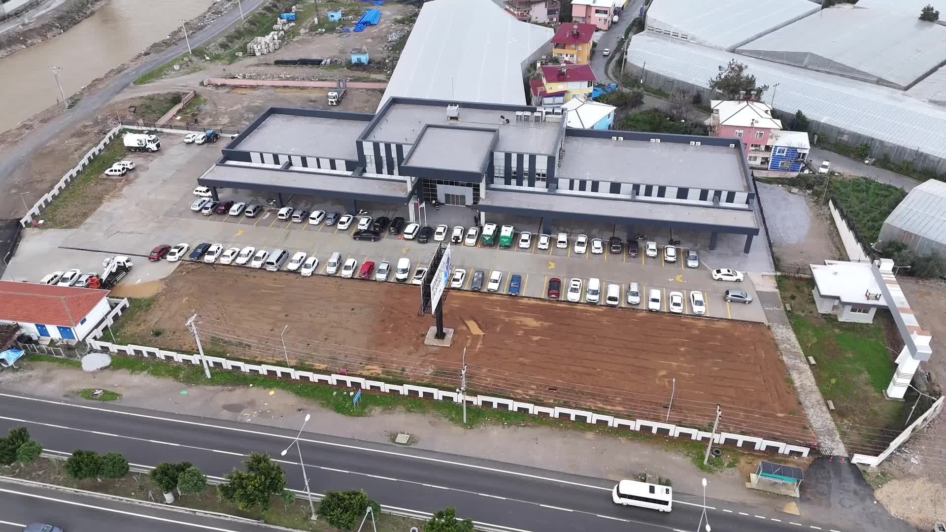 Mersin Büyükşehir Belediyesi'nin hizmet ağı, Anamur'da tek çatı altında birleşti