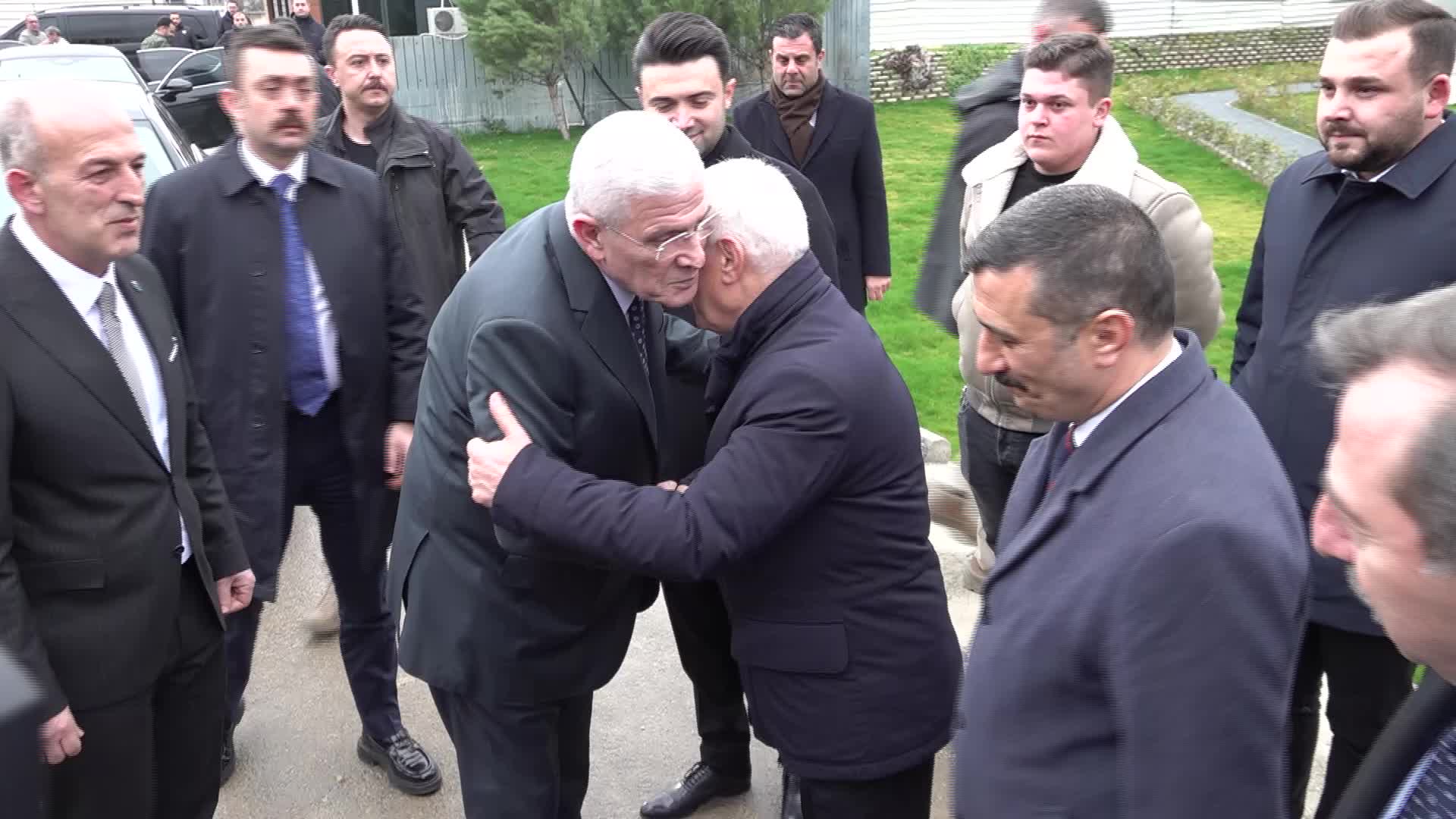 İYİ Parti Genel Başkanı Dervişoğlu'ndan, Bursaspor'a ziyaret: "Bursaspor’u Süper Lig'de göreceğiz ve hak ettiği yerde izlemeye devam edeceğiz"