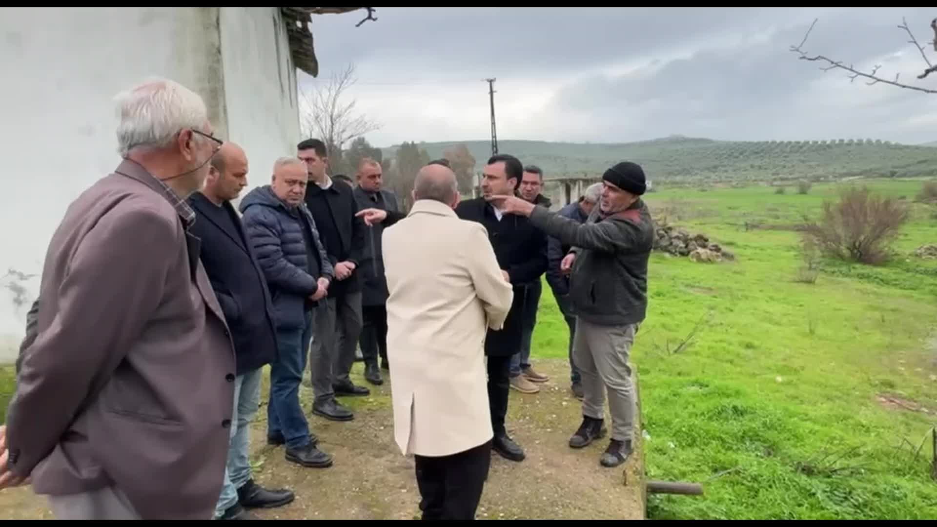 CHP'li Başvirgen: "Marmara Gölü'nün kurumuş olması 400’ün üstünde kuş türü olan bölgenin ekosistemini değiştiriyor"