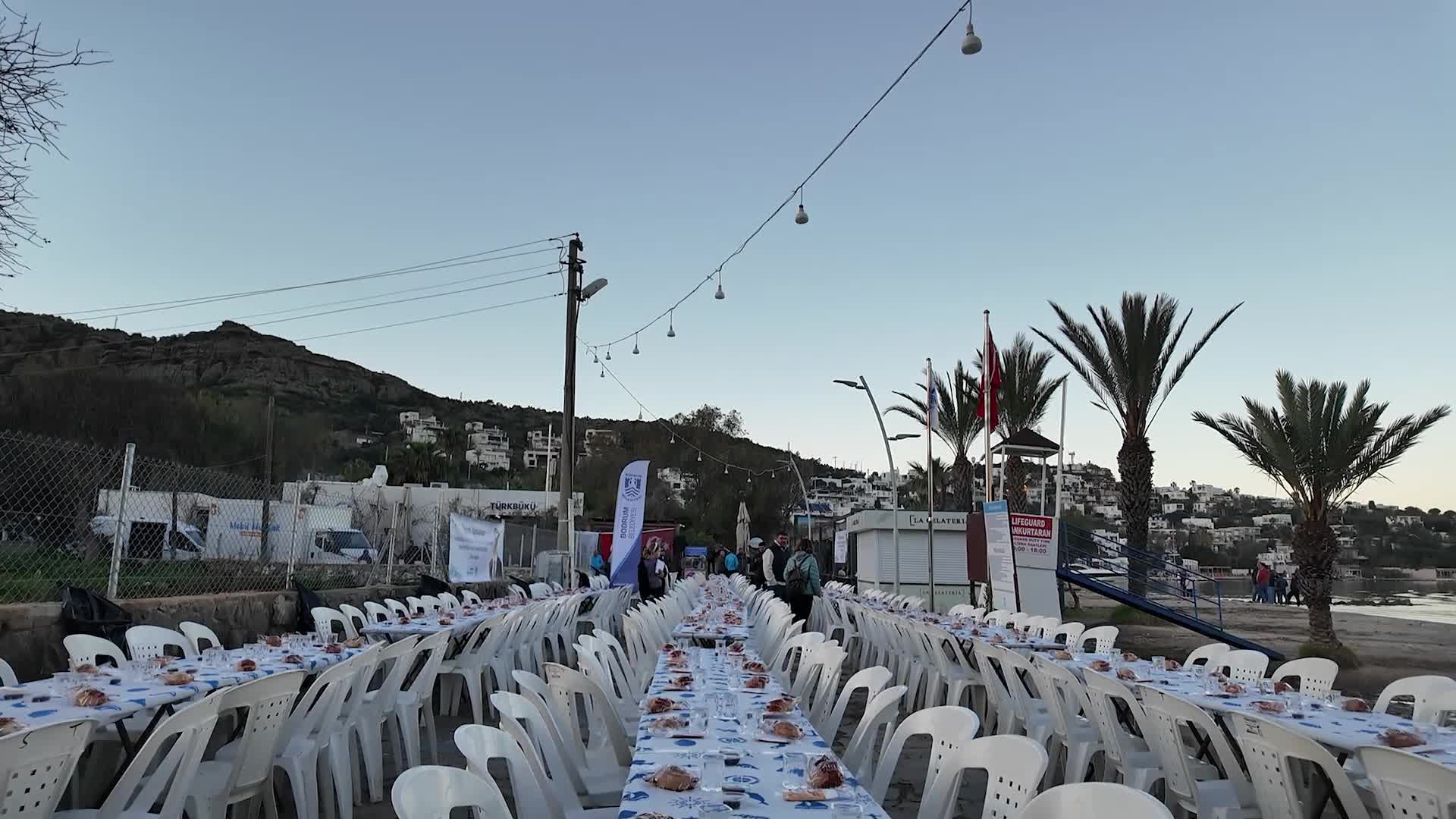 Bodrum’da mahalle iftarları, Türkbükü Mahallesi’nden başladı