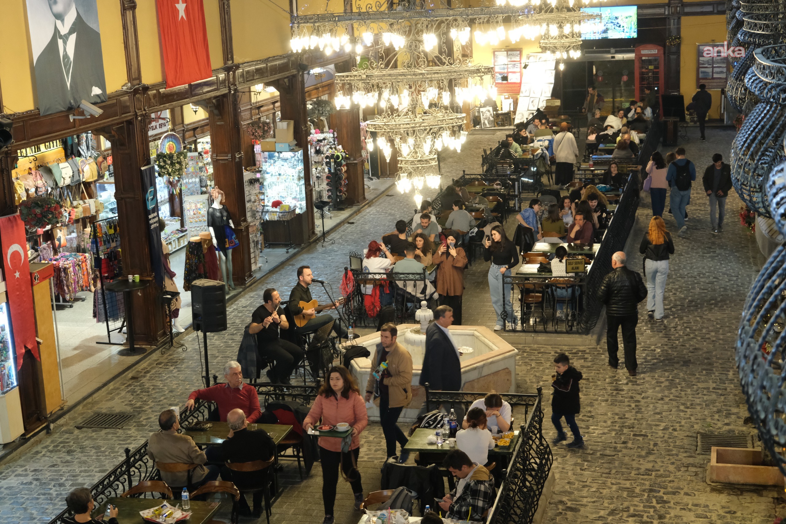 Eskişehir Büyükşehir Belediyesi Haller Gençlik Merkezi’nde ramazan etkinlikleri sürüyor