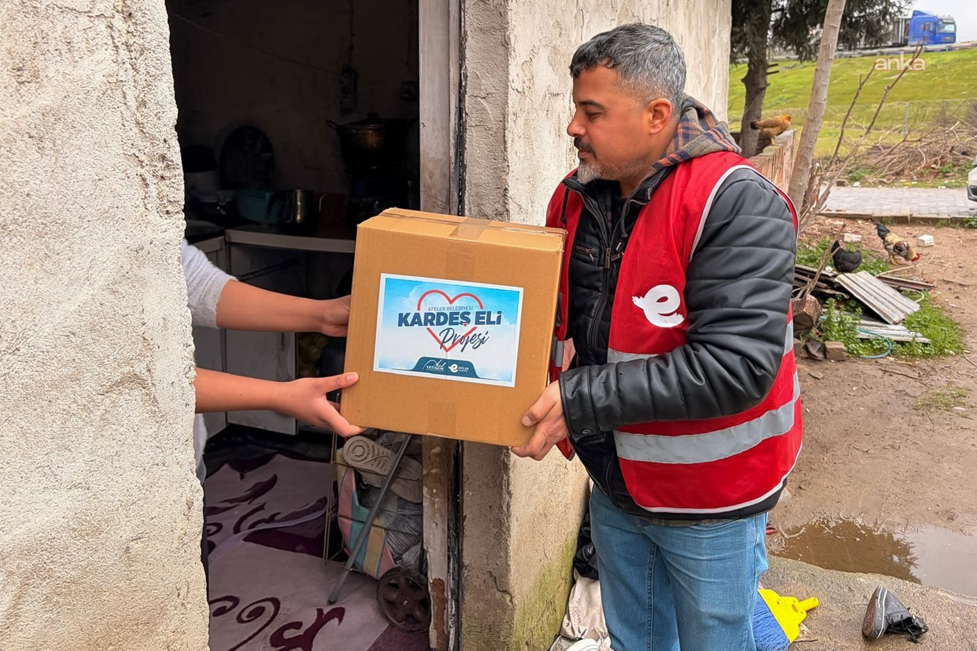 Efeler Belediyesi, ramazan ayında sosyal destek çalışmalarıyla dayanışmayı büyütüyor