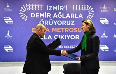İZMİR BÜYÜKŞEHİR'DEN ÇİĞLİ TRAMVAYI AÇIKLAMASI: "DIŞ BORÇLANMALARIMIZ HAZİNE GARANTİSİZ"