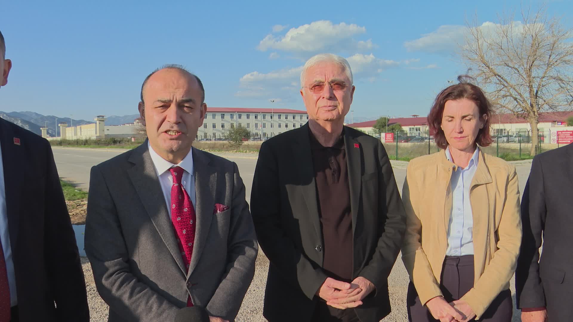CHP’li Karabat’tan Muhittin Böcek için tutuksuz yargılama çağrısı:  Tutukluluk bir cezalandırma olarak değerlendirilemez
