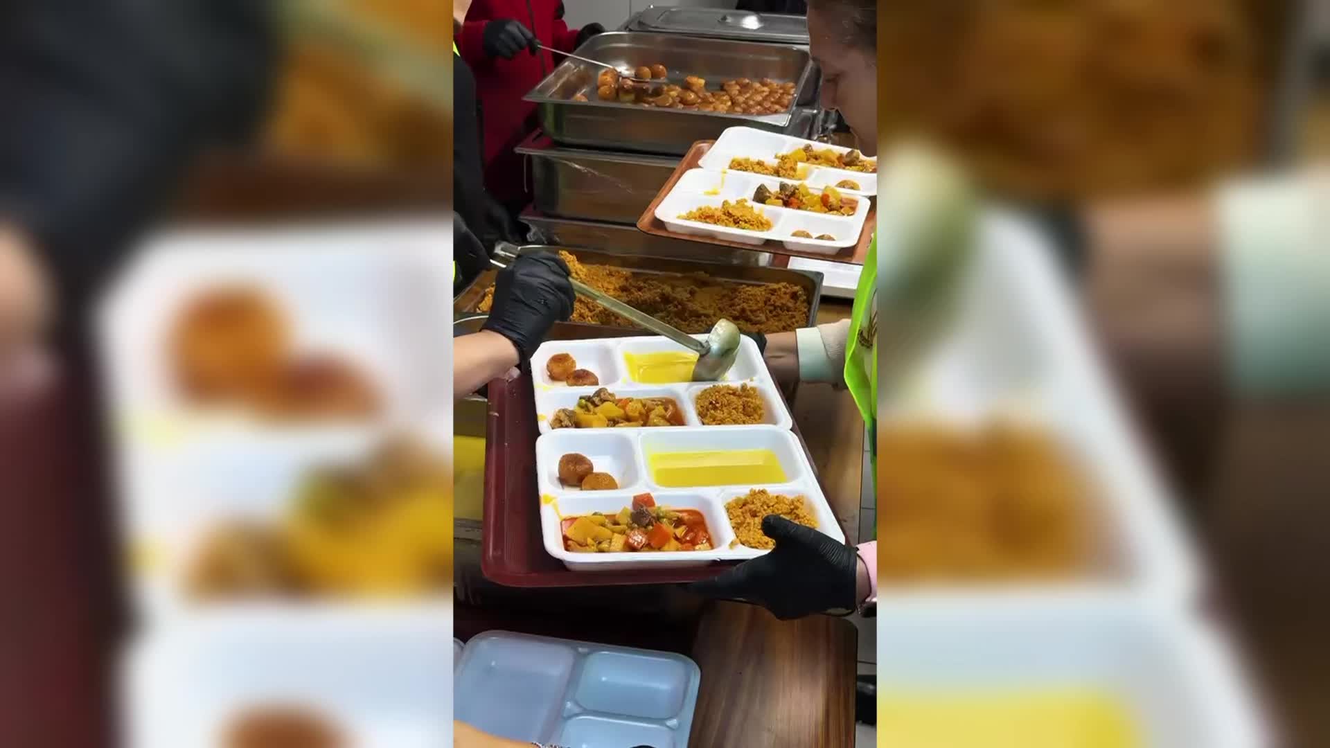 Çiğli’de vatandaşlar aynı sofrada buluştu