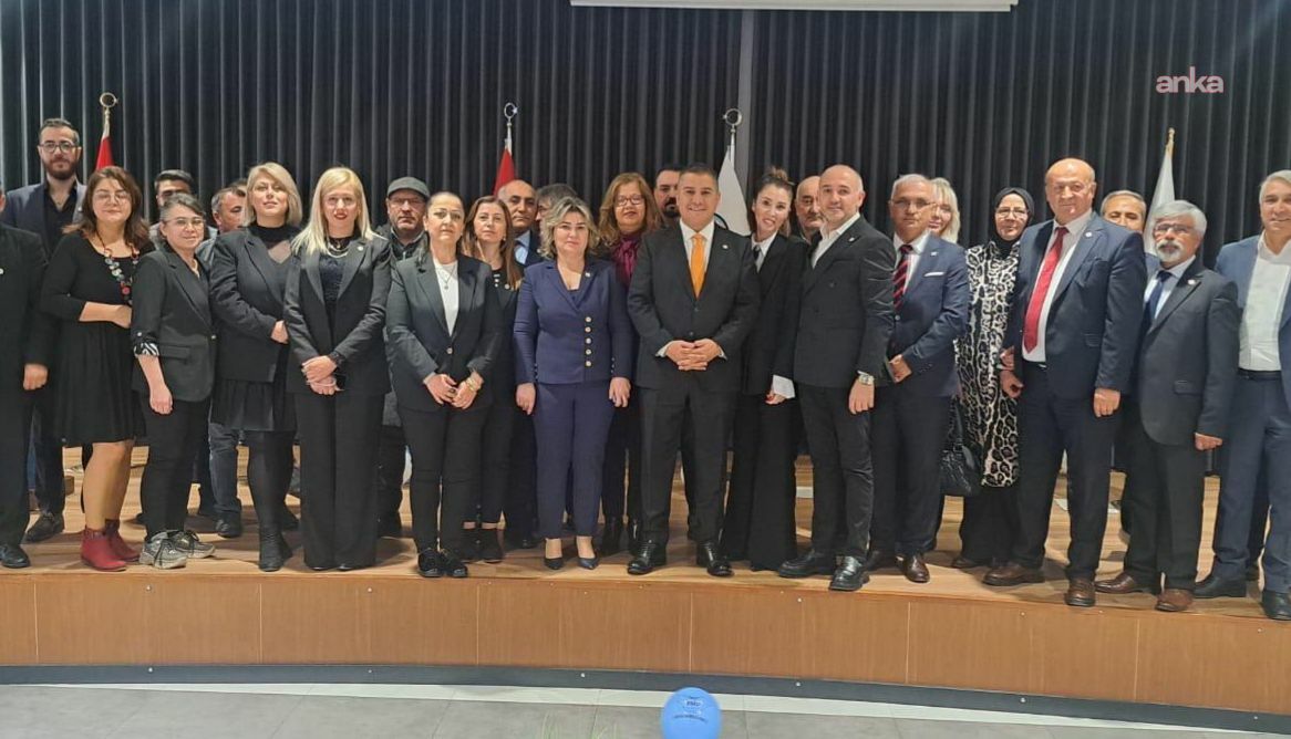 Yerli ve Milli Parti, İzmir bölge toplantısını gerçekleştirdi
