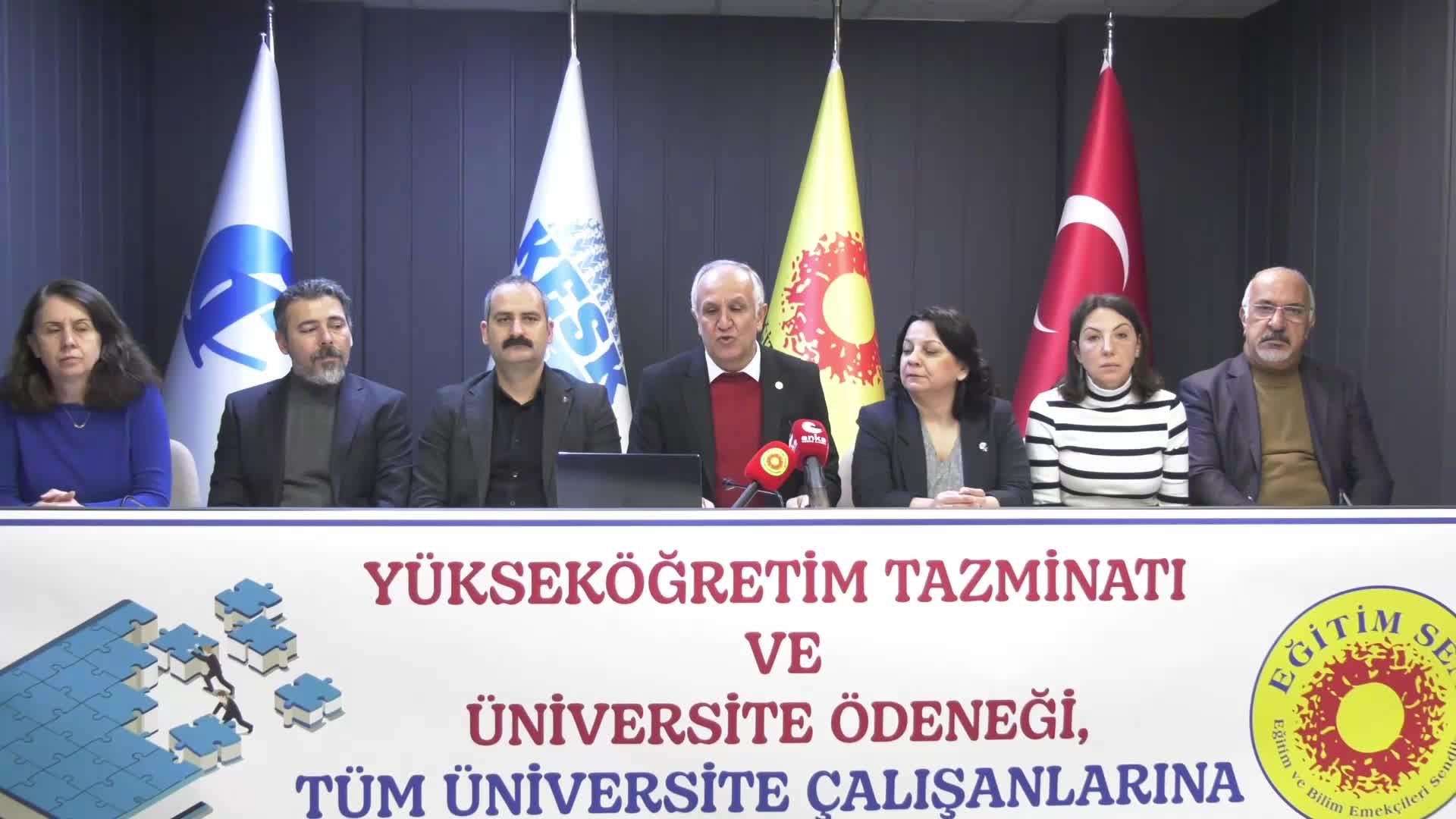 Eğitim Sen Genel Başkanı Irmak: “Akademide lisans eğitiminin 3 yıla indirilmesi tartışması Türkiye’nin mevcut gerçekliğine uygun değildir"