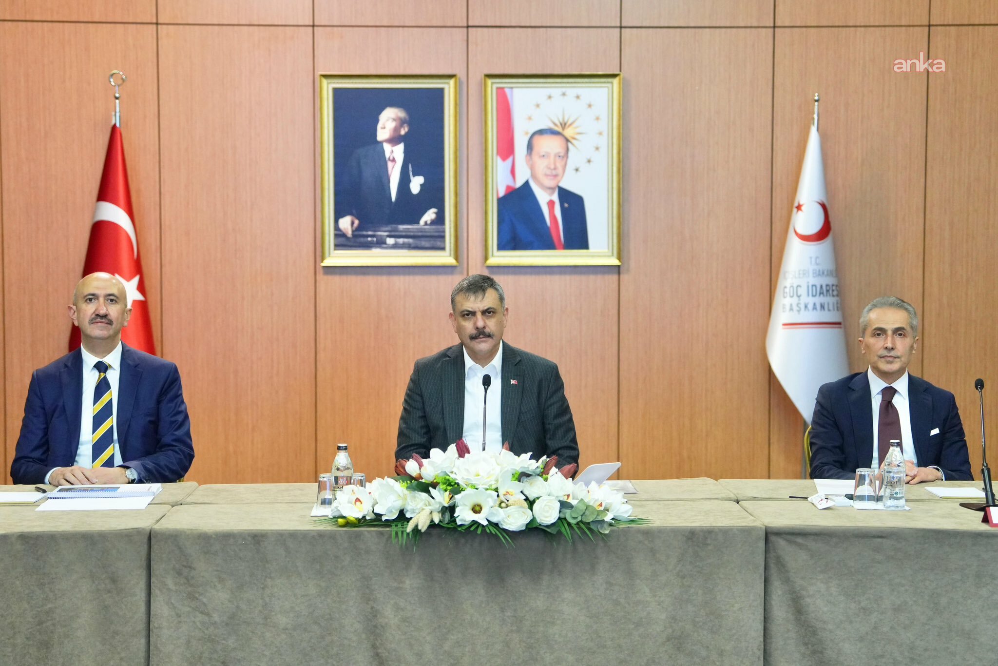 İçişleri Bakanı Çiftçi'den Göç İdaresi Başkanlığı'na ziyaret