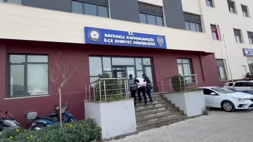 İftar çadırında bıçaklı saldırıda bulunan kişi gözaltına alındı