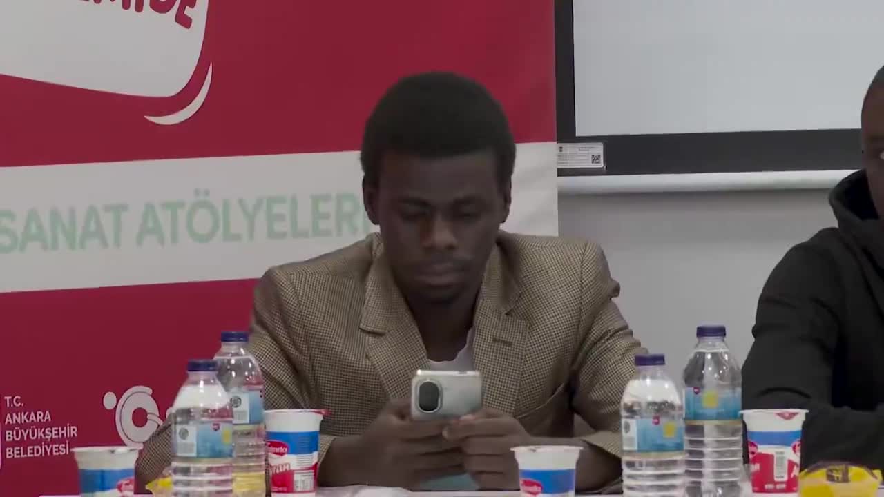 Mansur Yavaş gençlerle iftarda buluştu: Gençlerin sesi bizim için çok kıymetli