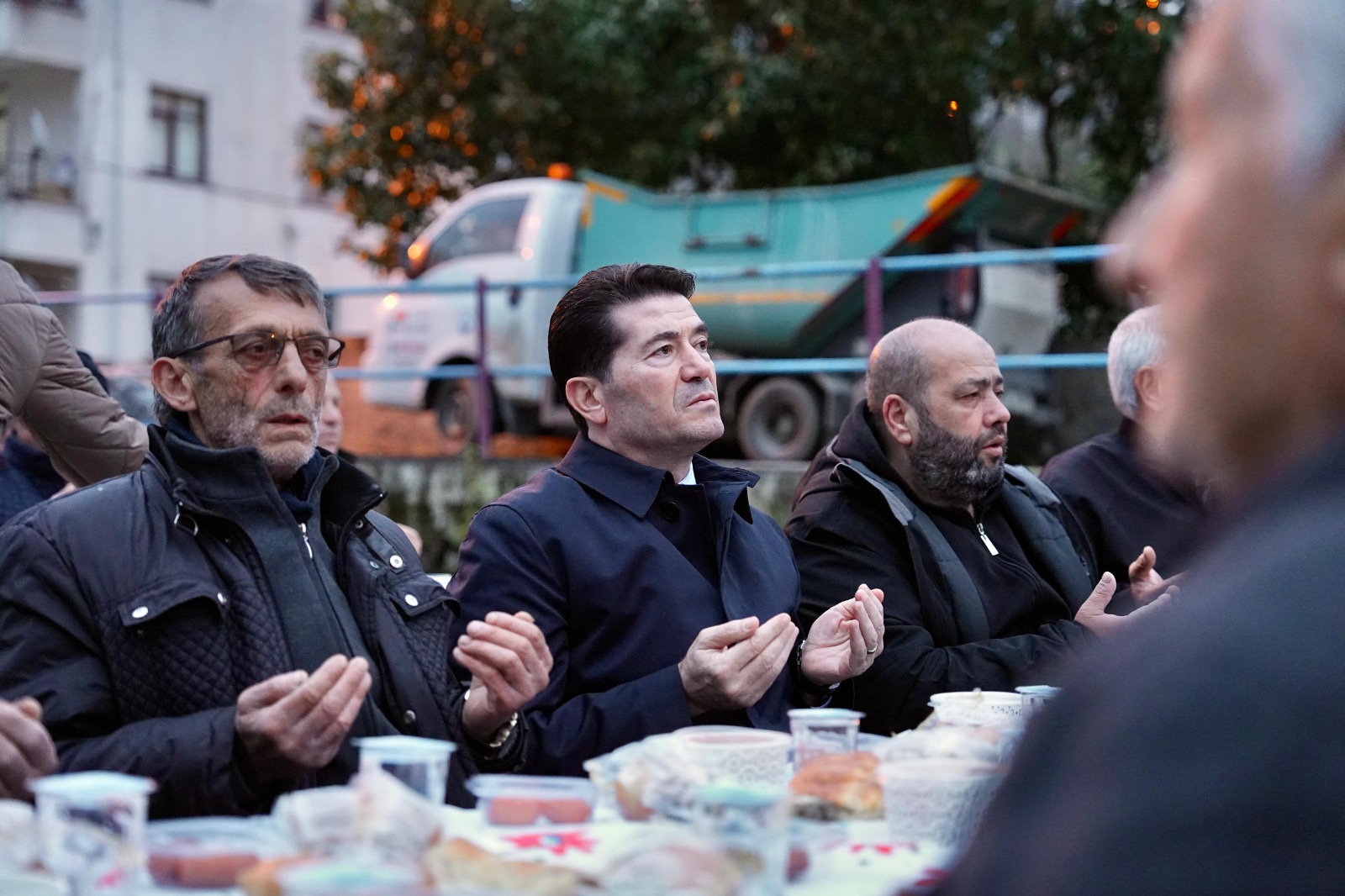 Başkan Kaya, İncesu Mahallesi sakinleriyle birlikte iftar yaptı
