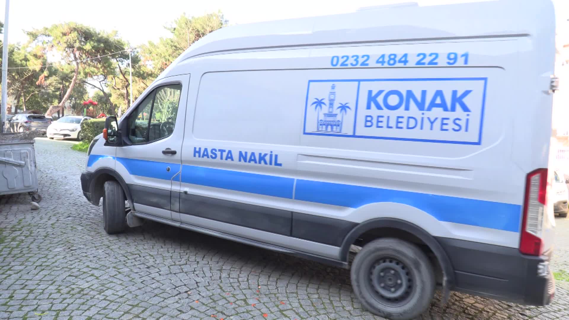 Konak Belediyesi'nden iki yılda 2 bin 209 Konaklıya hasta nakil hizmeti
