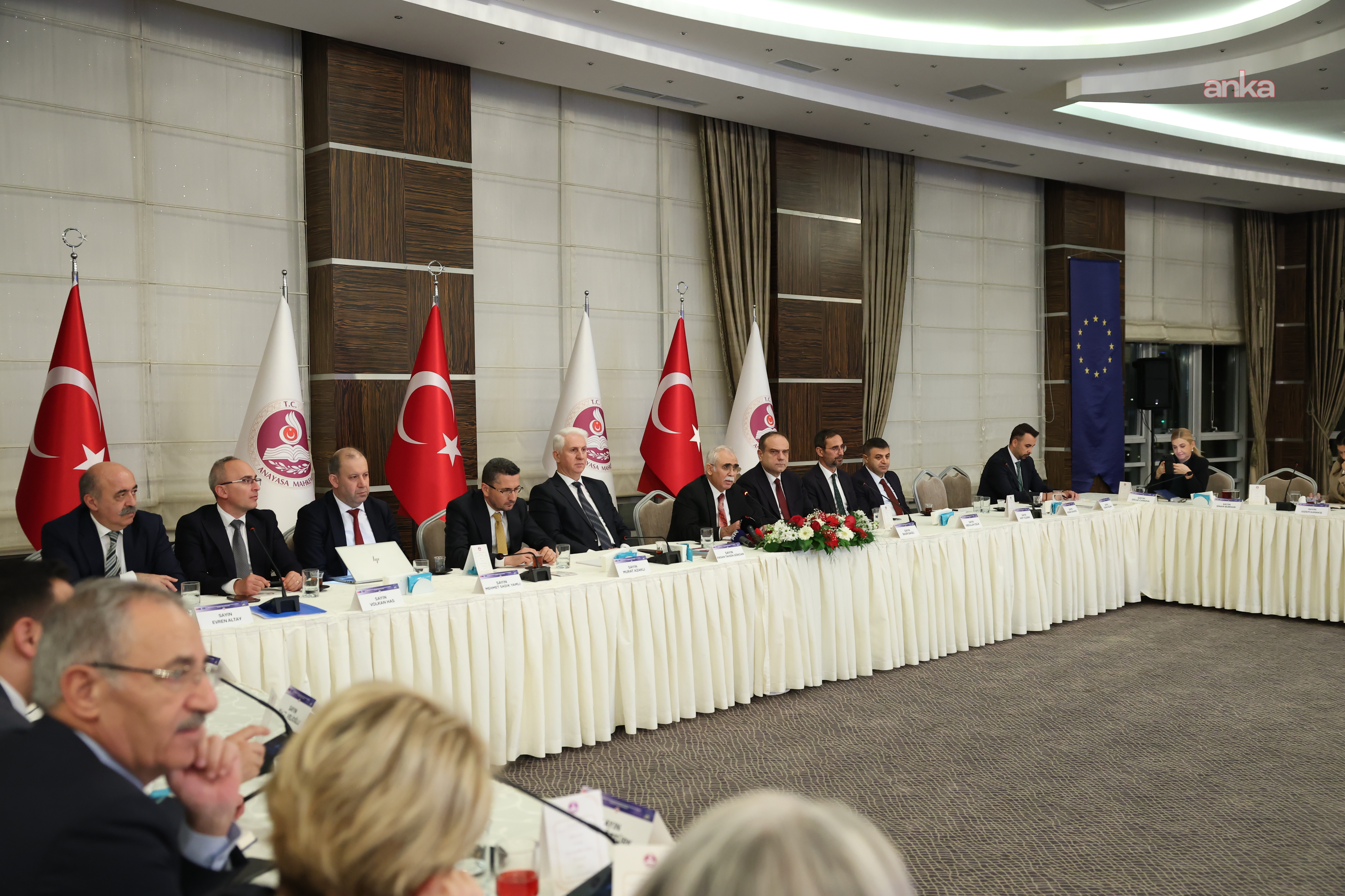 Anayasa Mahkemesi Başkanı Özkaya: "Bizim, Avrupa İnsan Hakları Mahkemesi'nin ihlal kararlarının yerine getirilmesini temin etmeye yönelik yetkimiz yok"