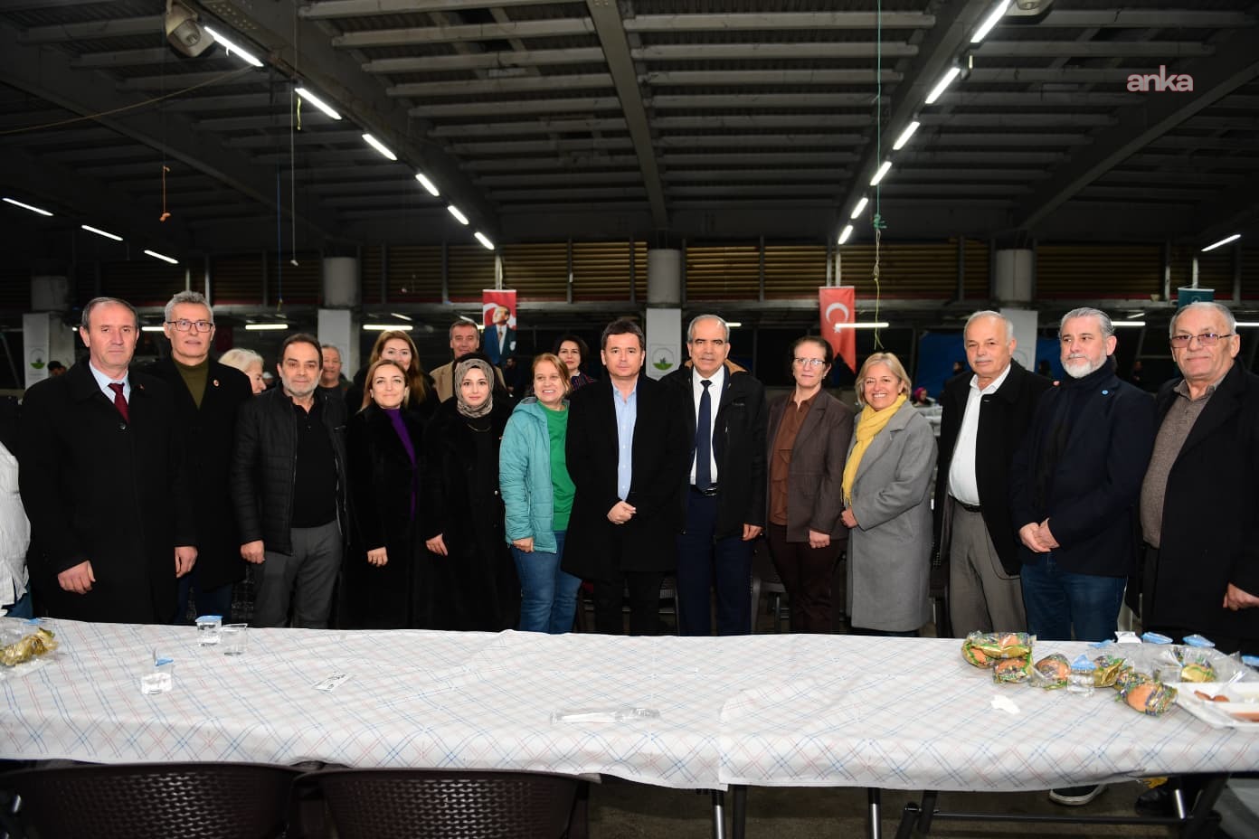 Osmangazi Belediyesi, Çiftehavuzlar'da iftar programı düzenledi