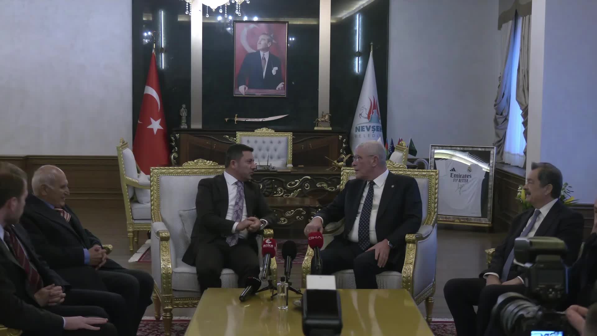 Müsavat Dervişoğlu: “Abdullah Öcalan'la Devlet Bahçeli arasında bir kırmızı hat var”