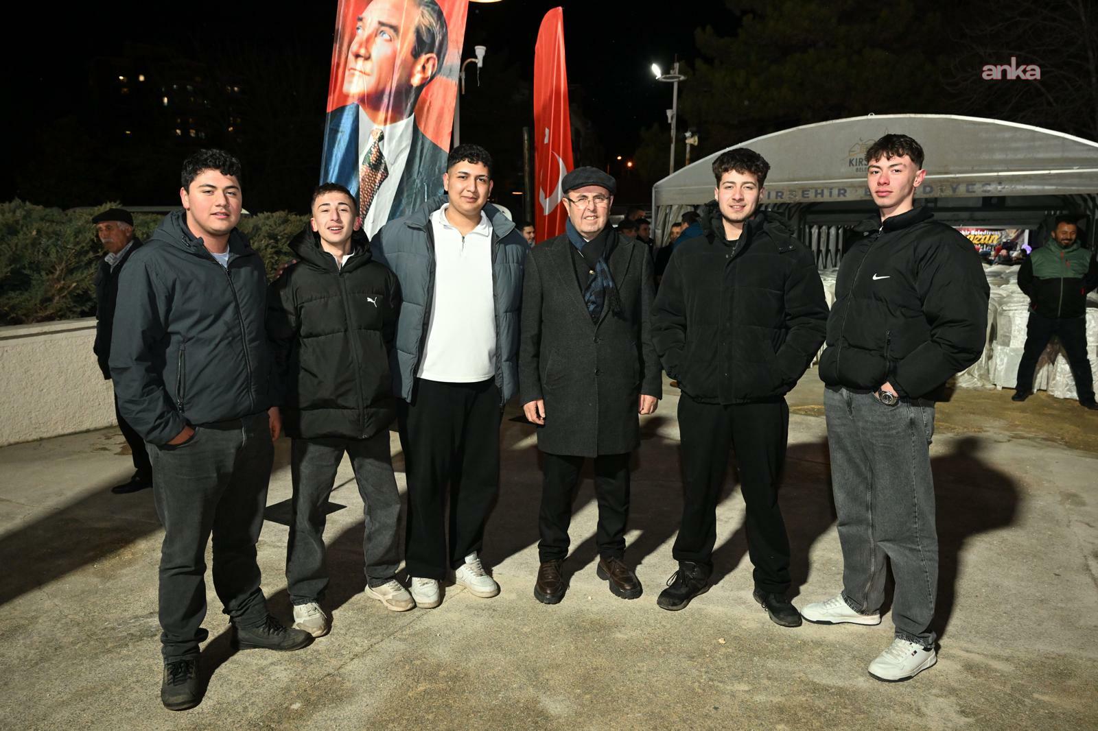 Kırşehir Belediye Başkanı Ekicioğlu, Âşıkpaşa Mahallesi'nde vatandaşlar ile buluştu
