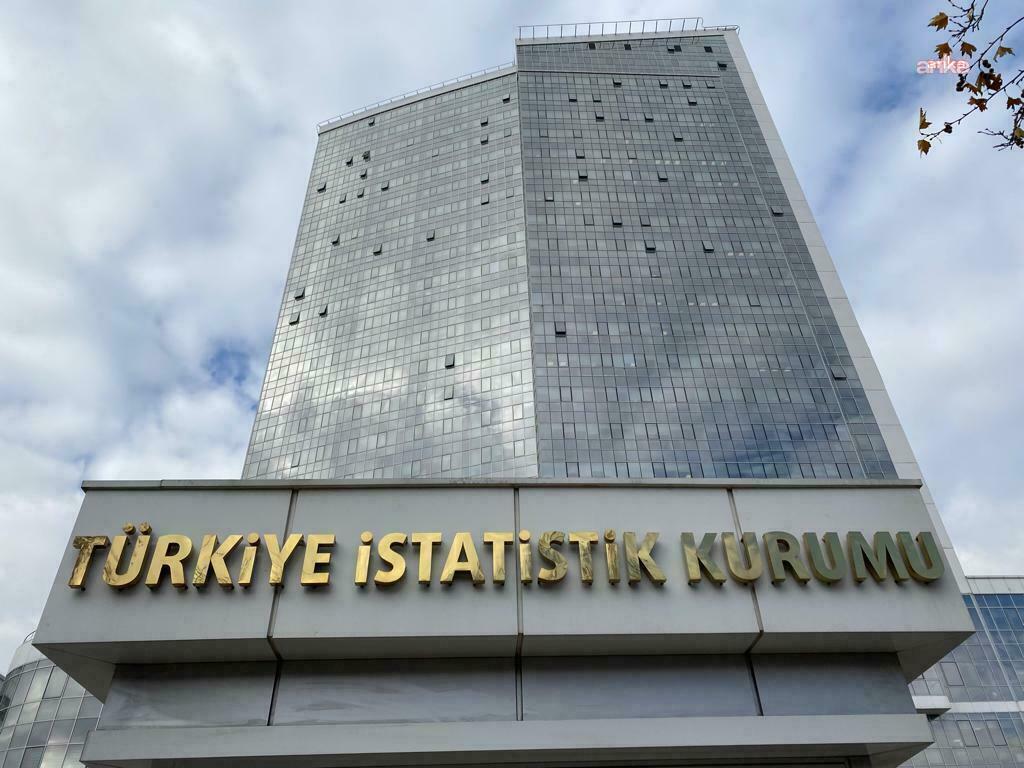 TÜİK: "Ocak ayında mevsim etkisinden arındırılmış işsizlik oranı, 0,3 puan artarak yüzde 8,1 seviyesinde gerçekleşti"